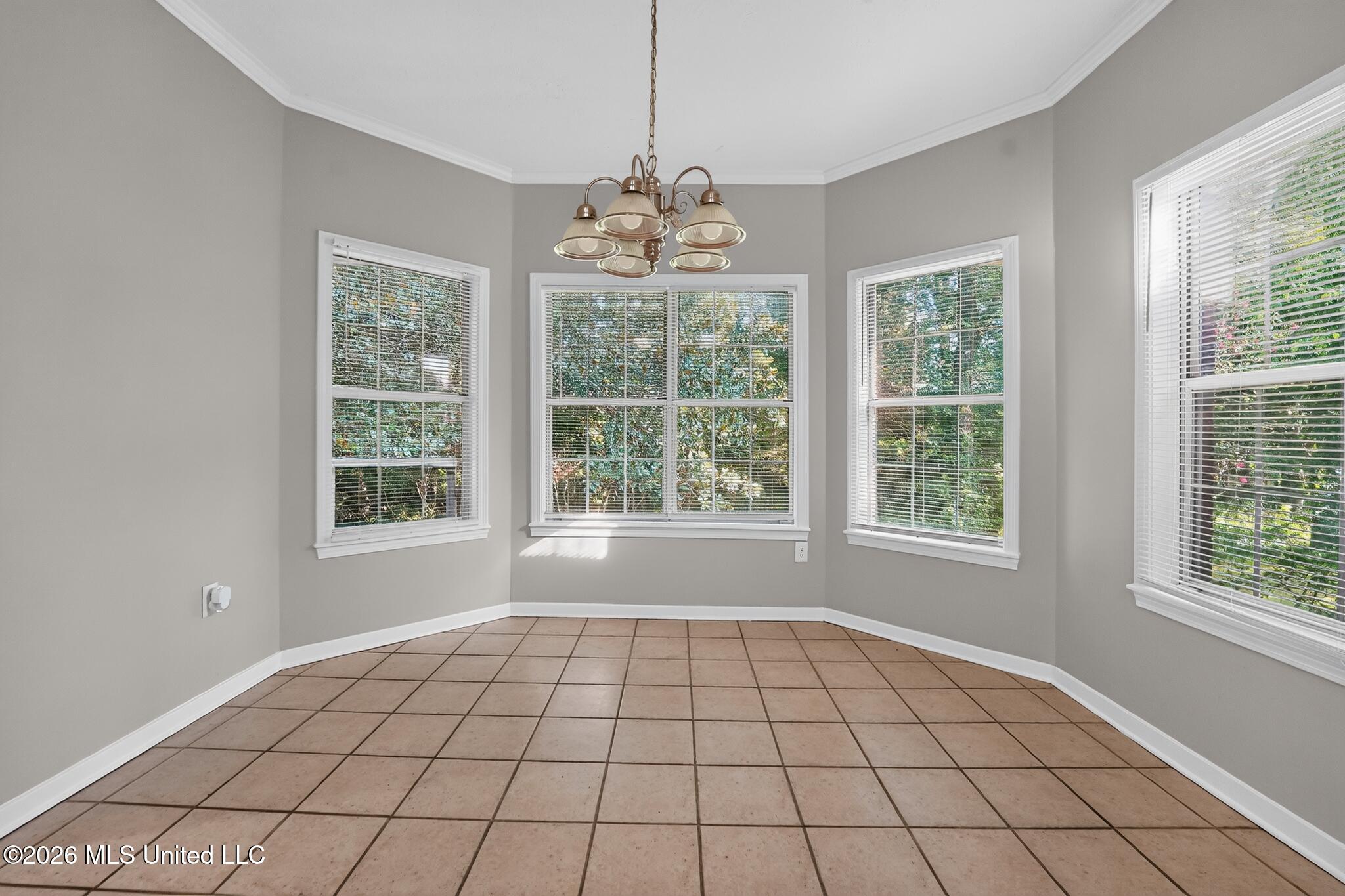 320 Hanley Circle Property Photo 13
