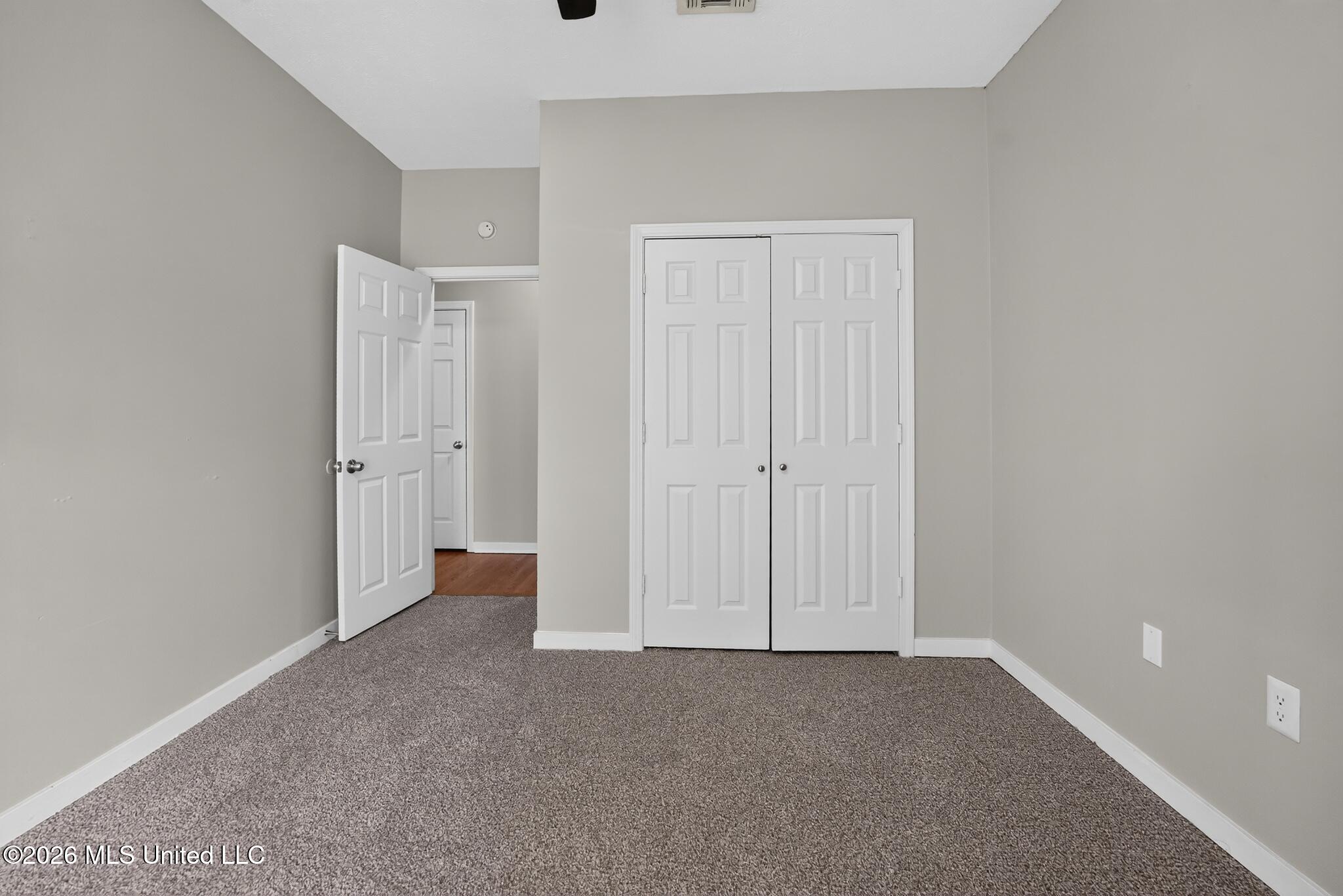 320 Hanley Circle Property Photo 18