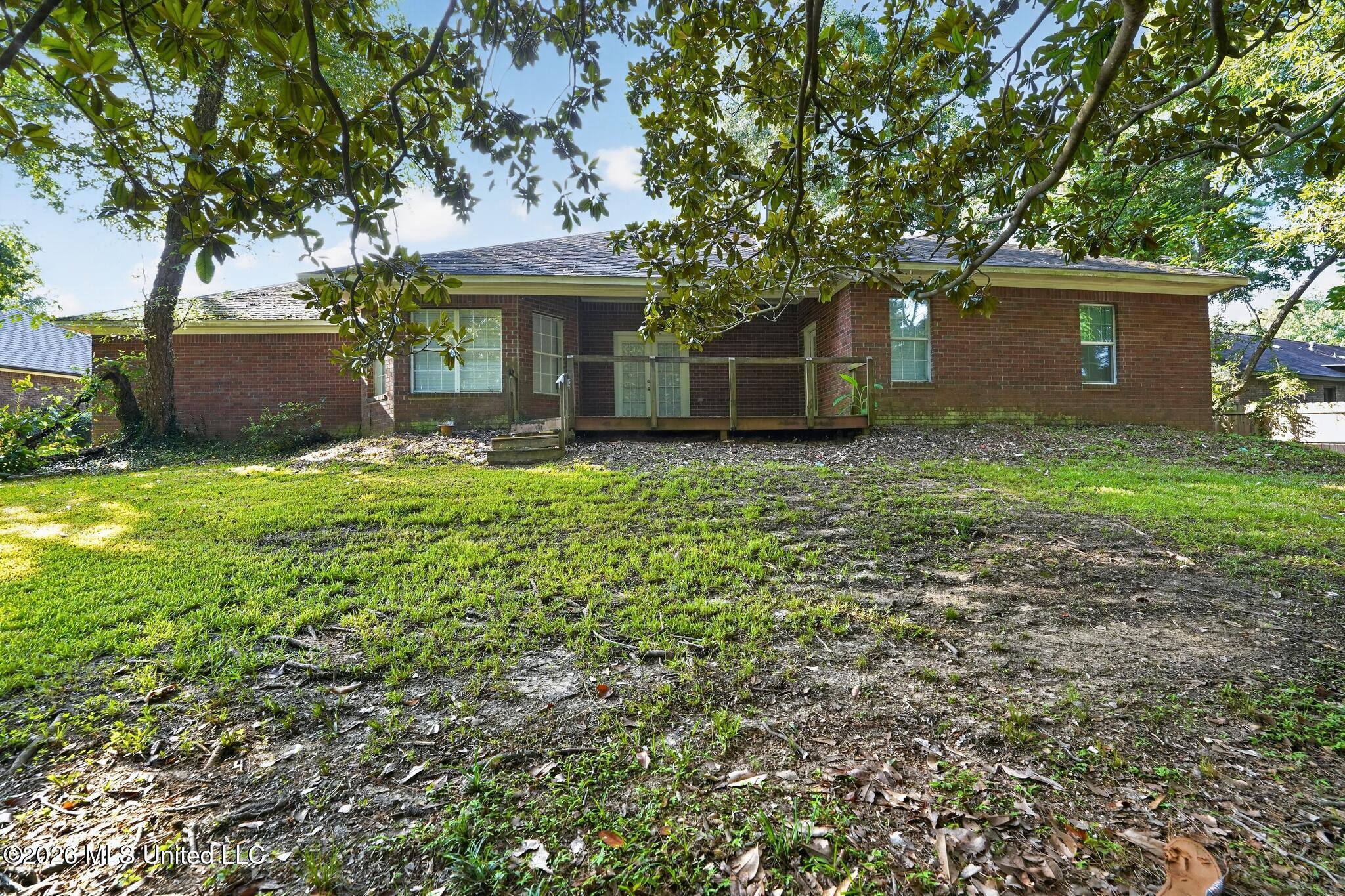 320 Hanley Circle Property Photo 23