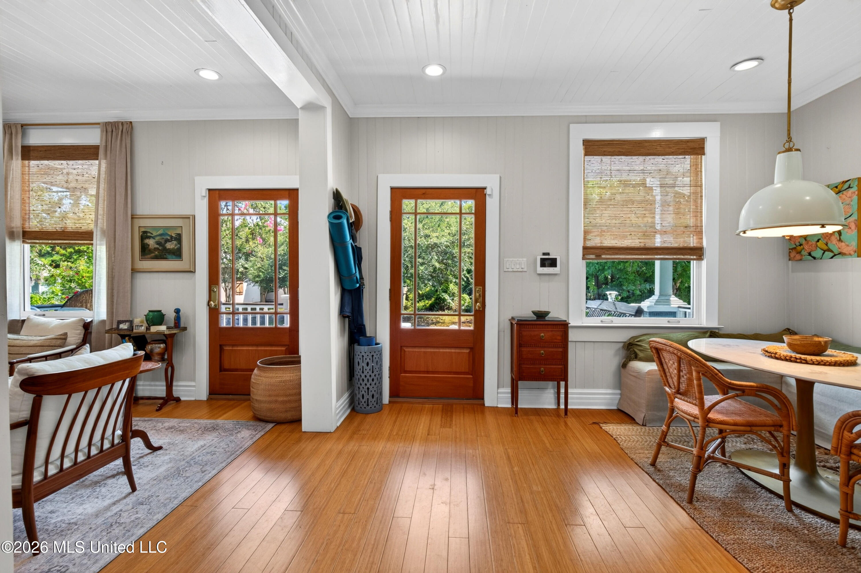 241 Washington Street Property Photo 9