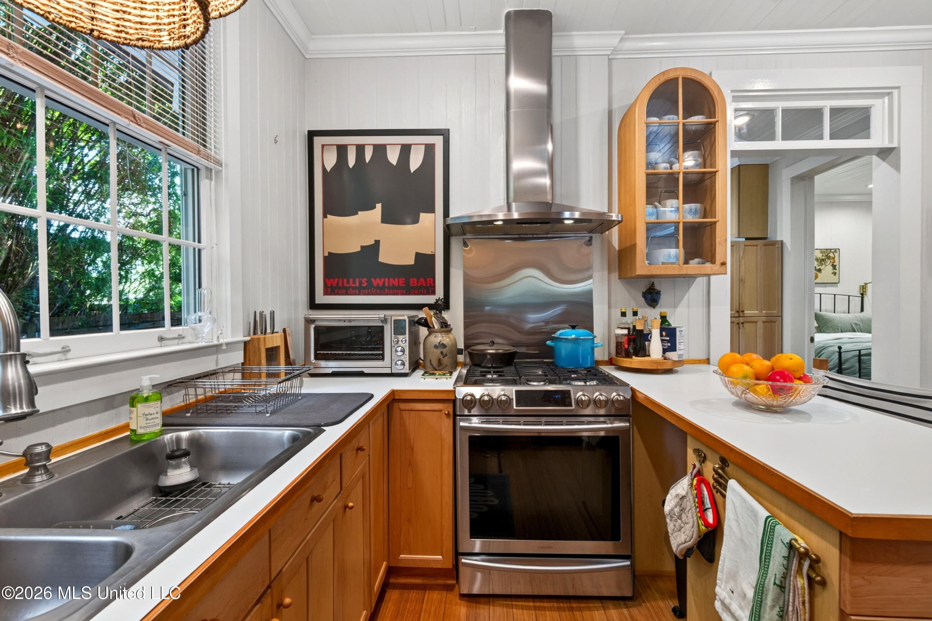 241 Washington Street Property Photo 17
