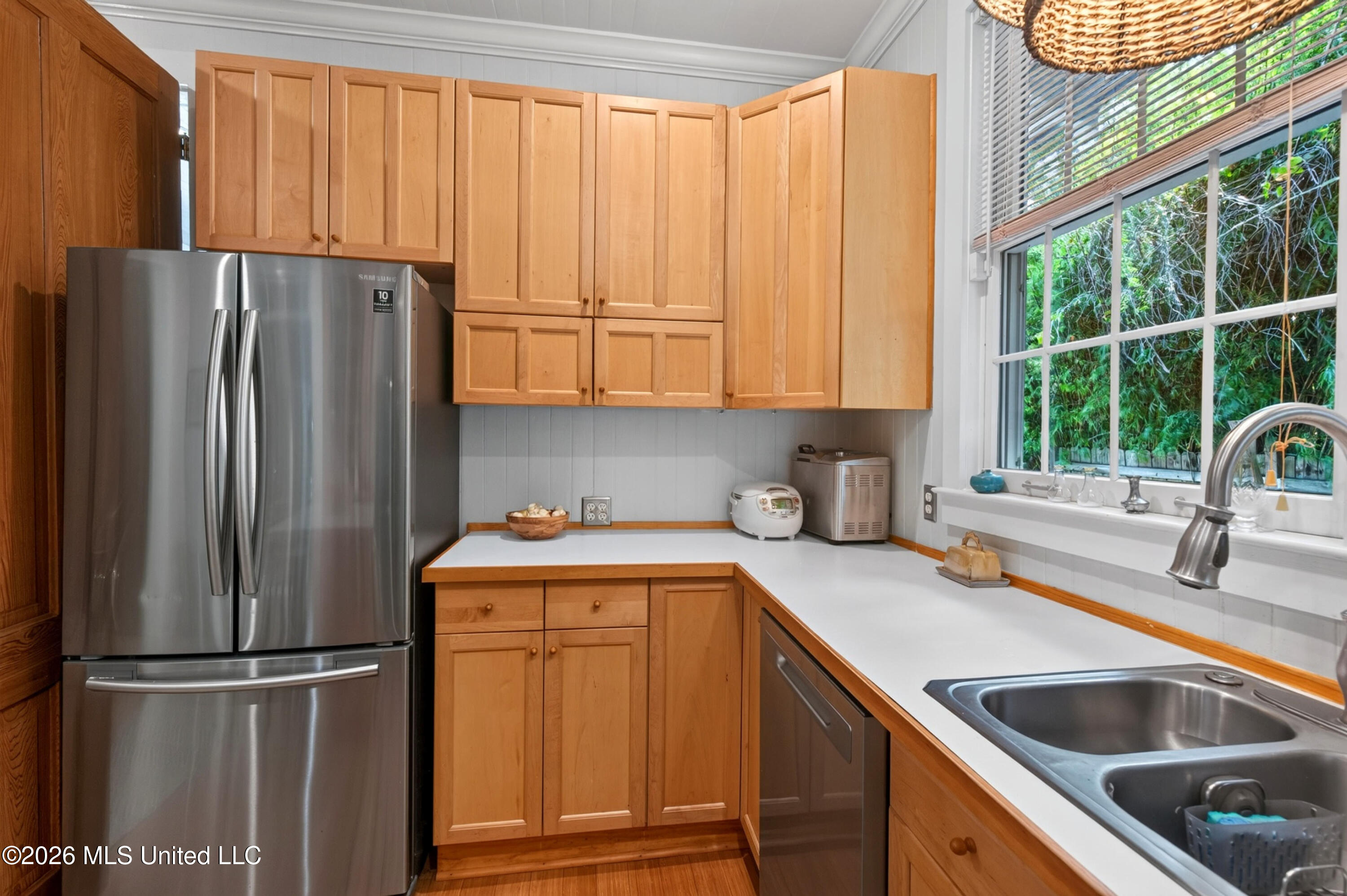241 Washington Street Property Photo 18
