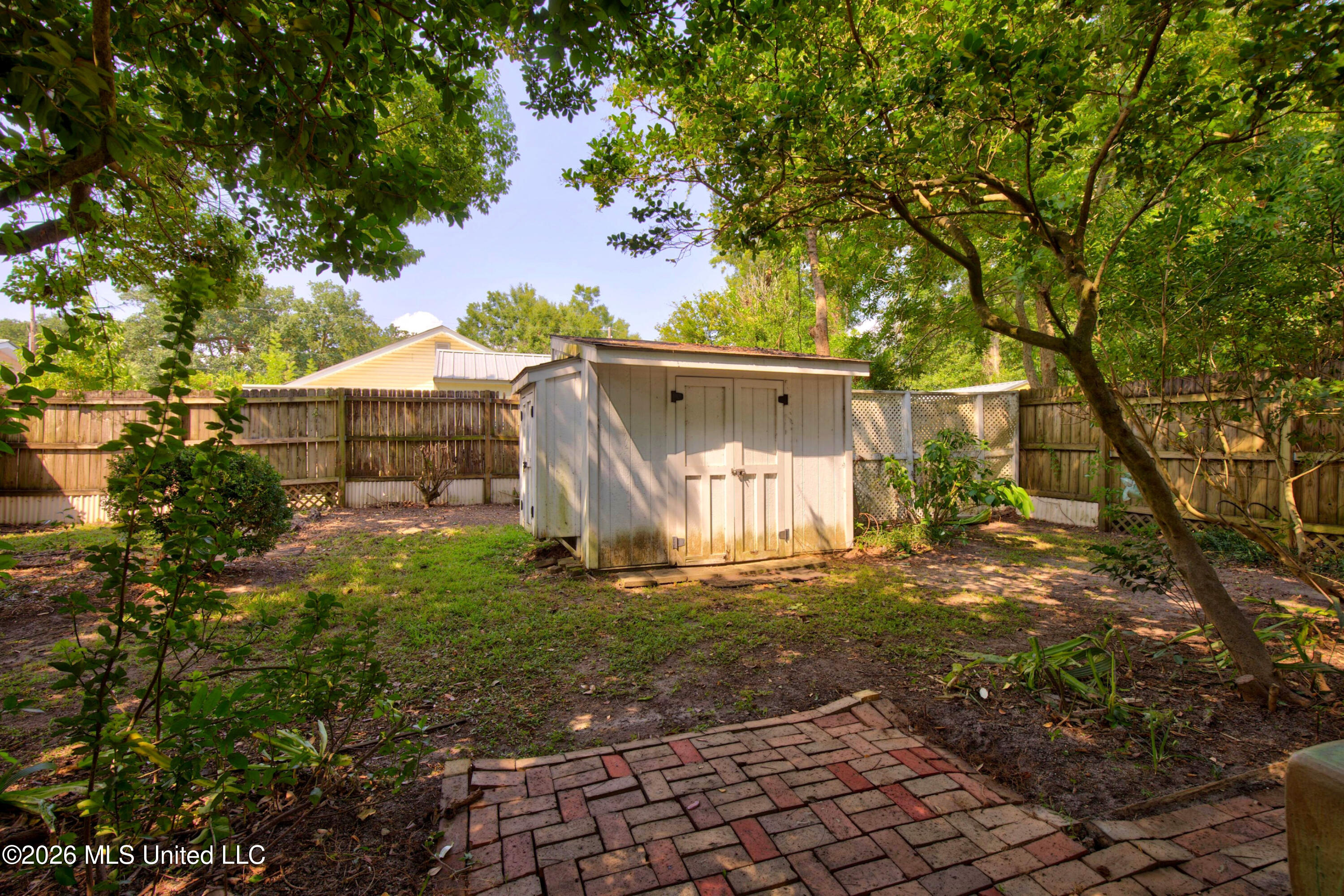 241 Washington Street Property Photo 39