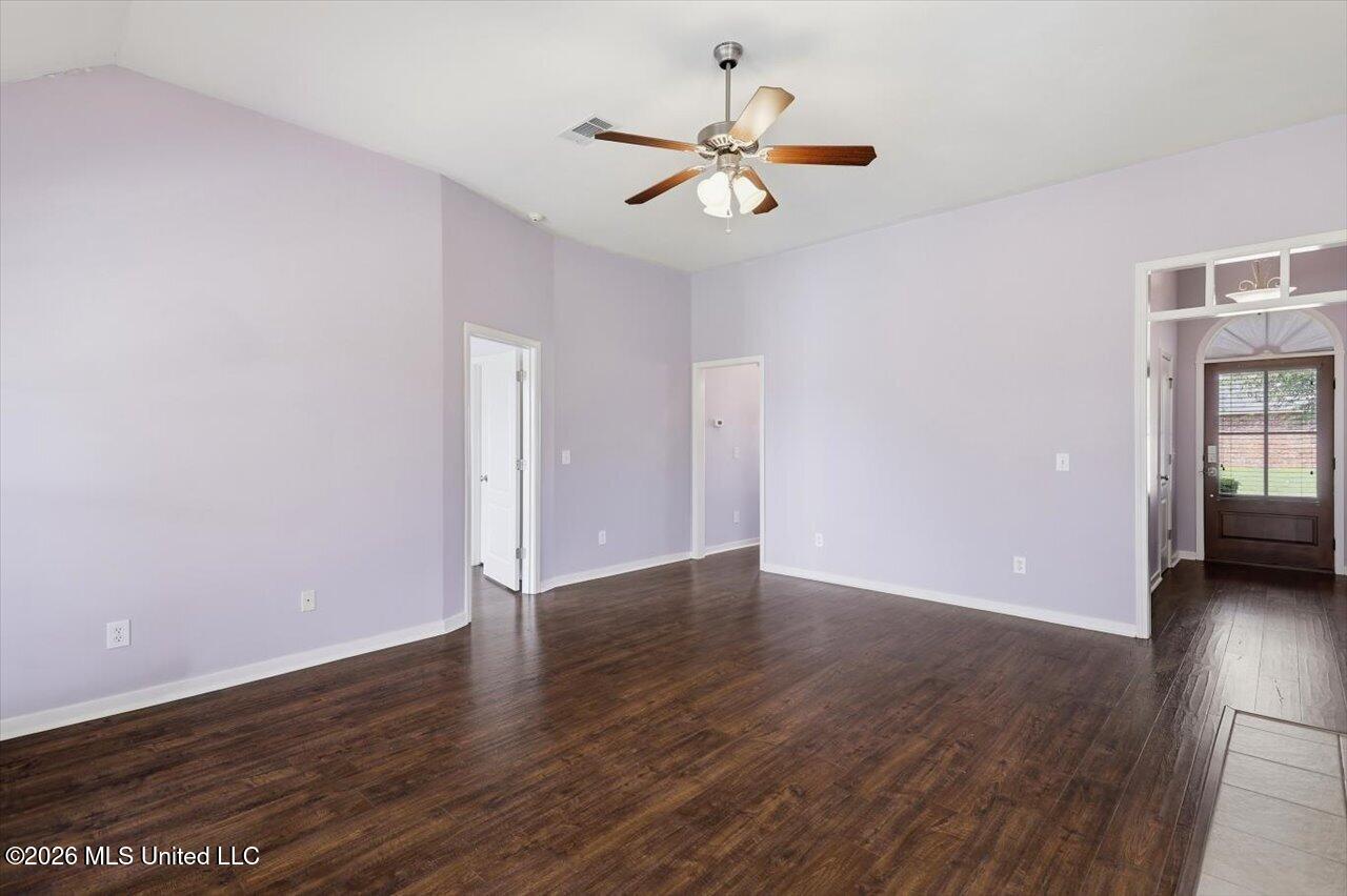 208 Fairview Drive Property Photo 12