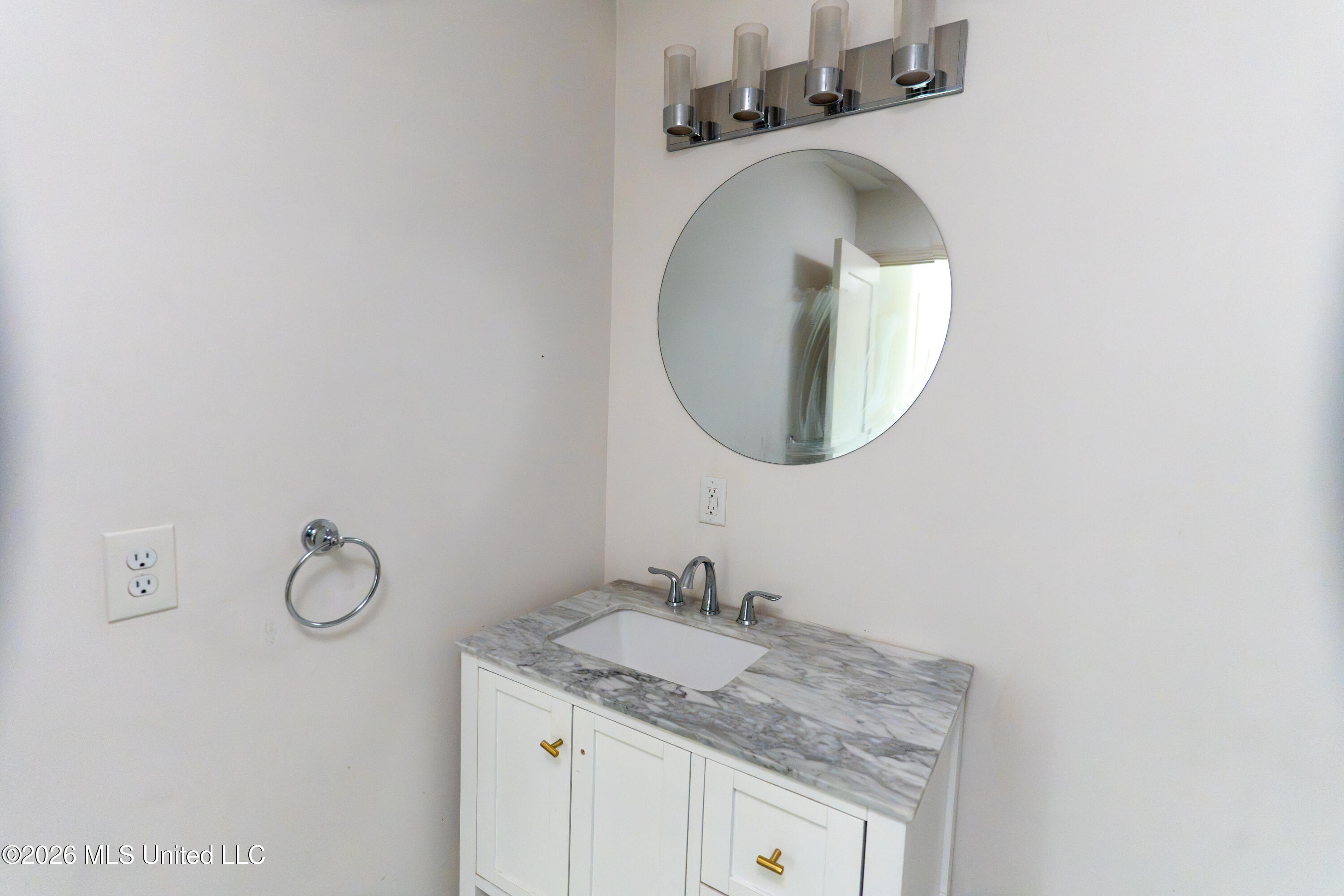 4516 Meadowridge Drive Property Photo 25