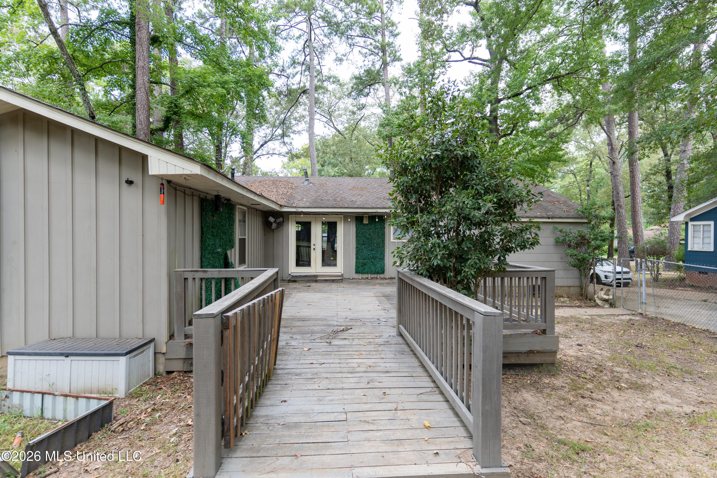 4516 Meadowridge Drive Property Photo 33