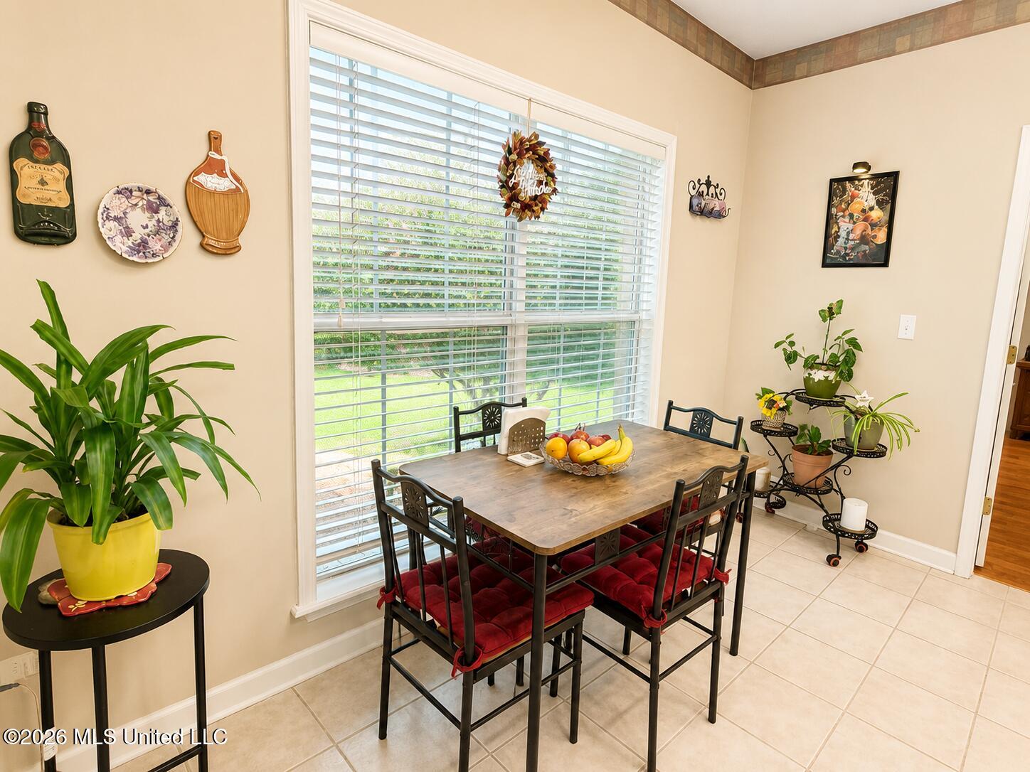 2023 S Cobblestone Cove Property Photo 8