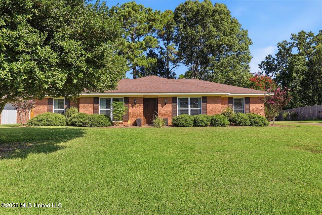 71 Crossgates Drive Property Photo 1