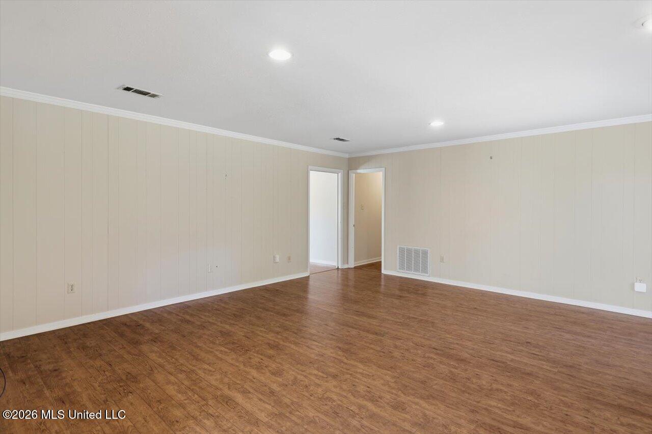 71 Crossgates Drive Property Photo 9