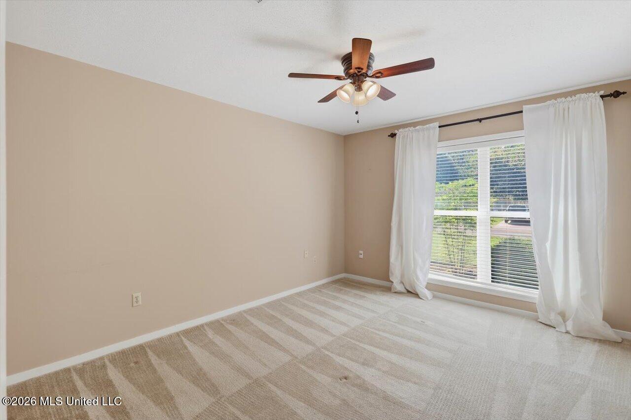 71 Crossgates Drive Property Photo 28