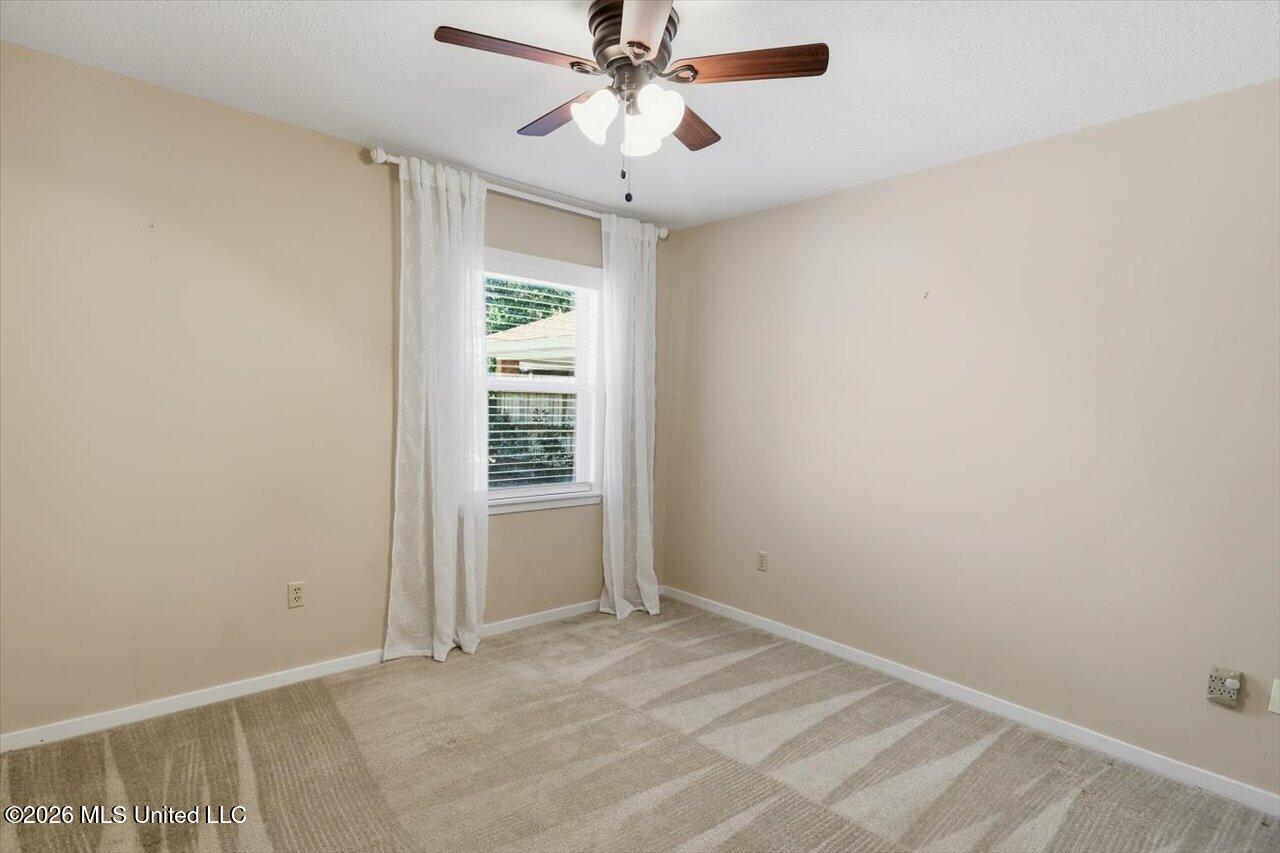 71 Crossgates Drive Property Photo 30