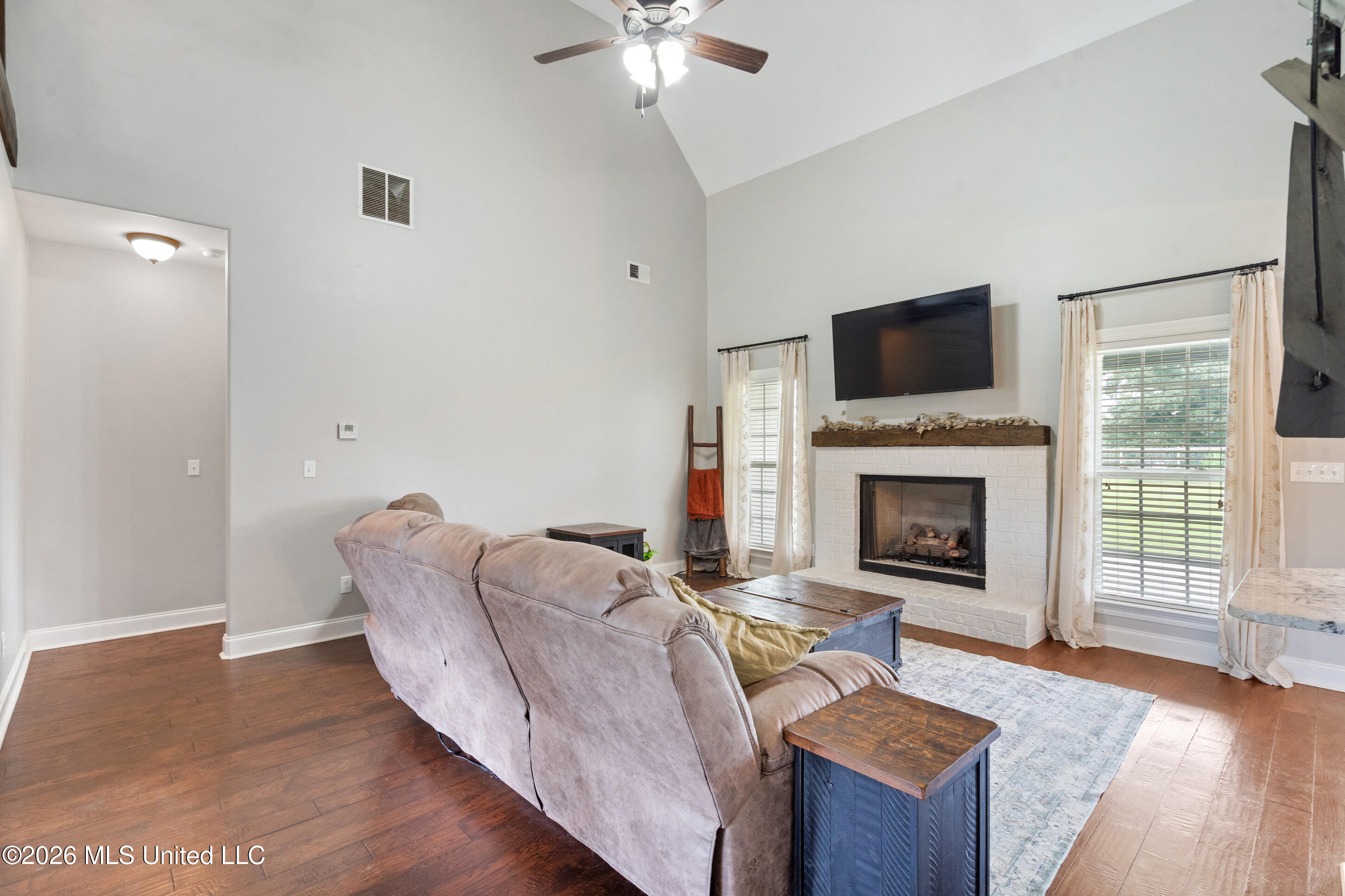 163 Oak Manor Drive Property Photo 13