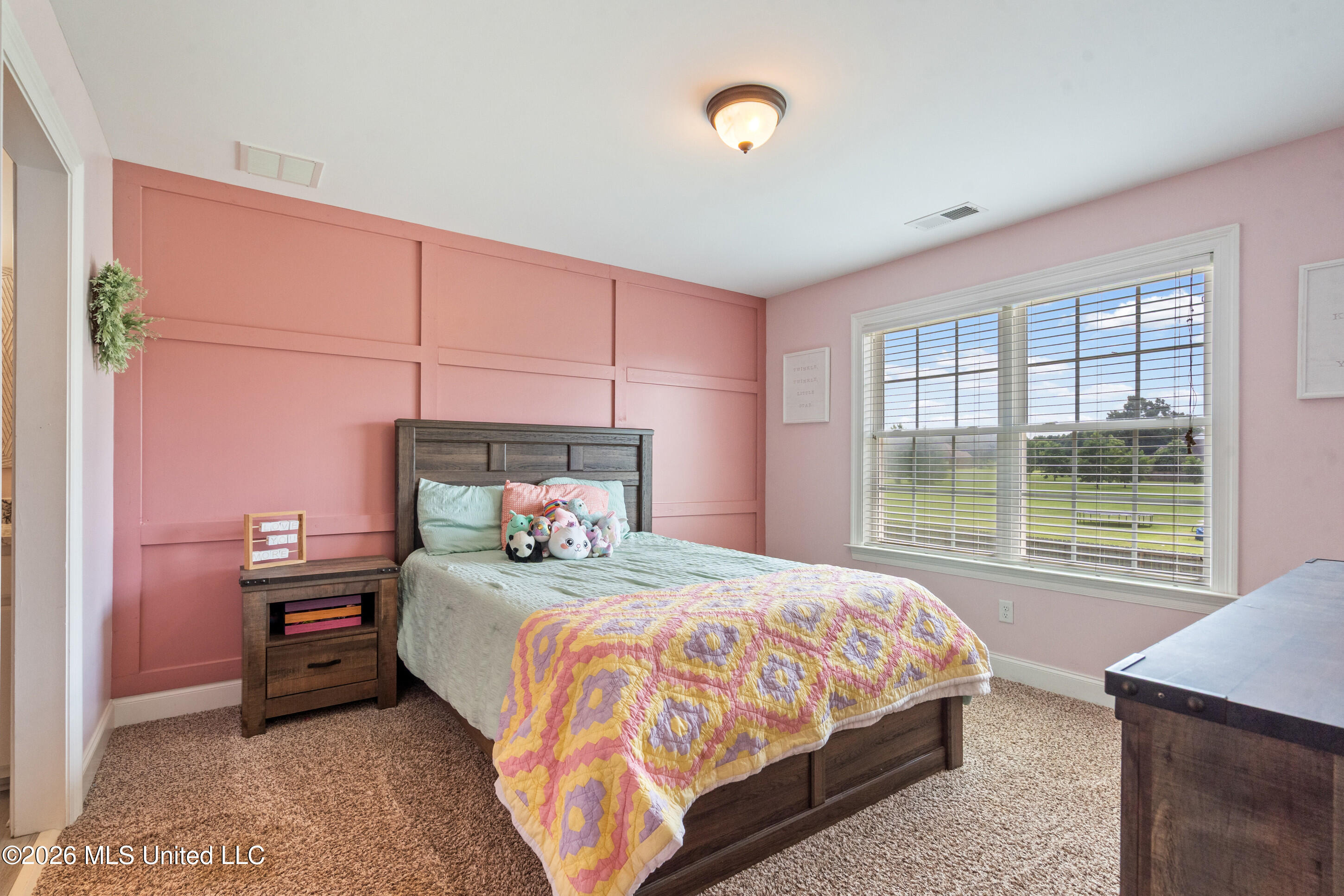 163 Oak Manor Drive Property Photo 23