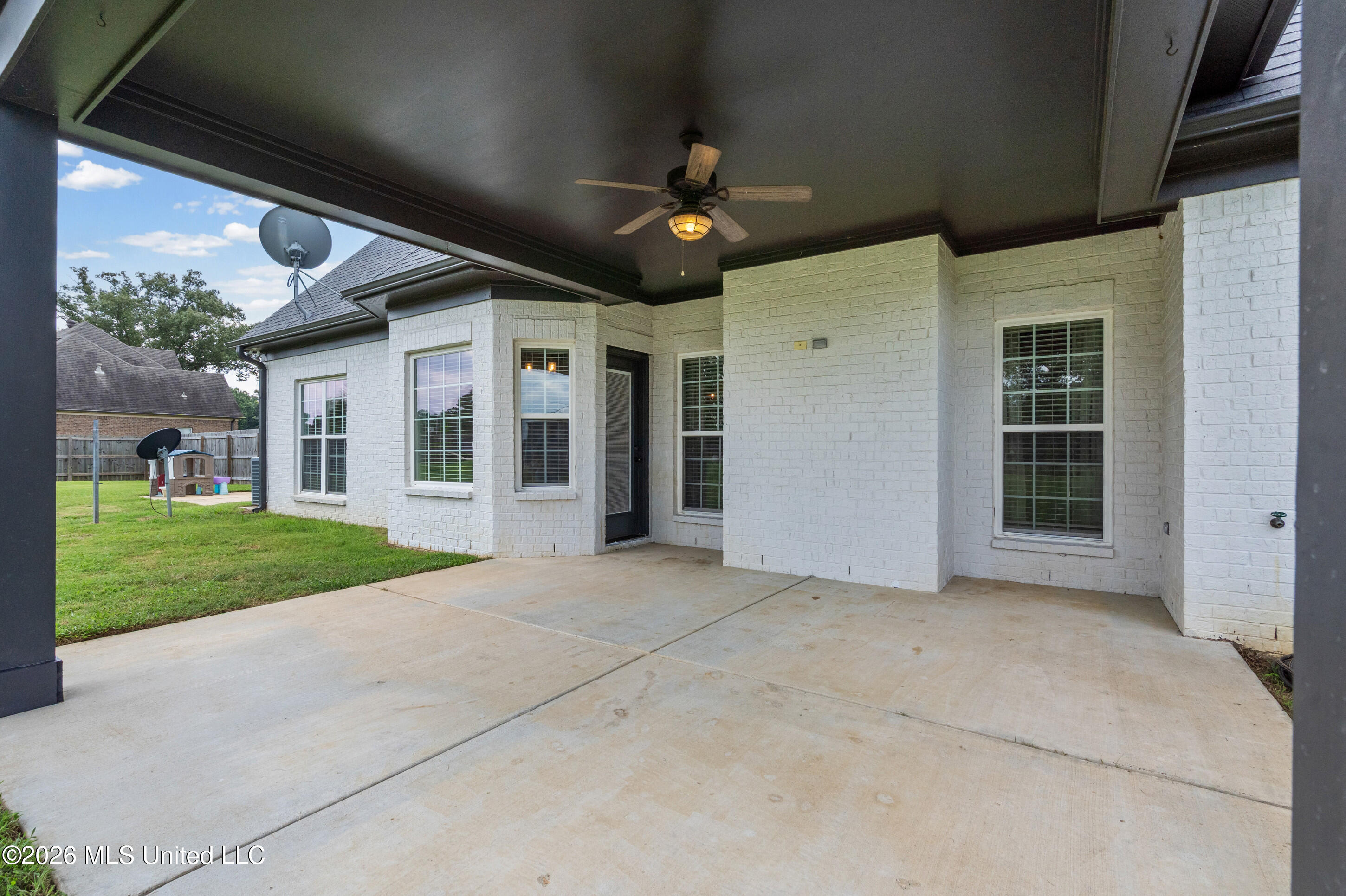 163 Oak Manor Drive Property Photo 31