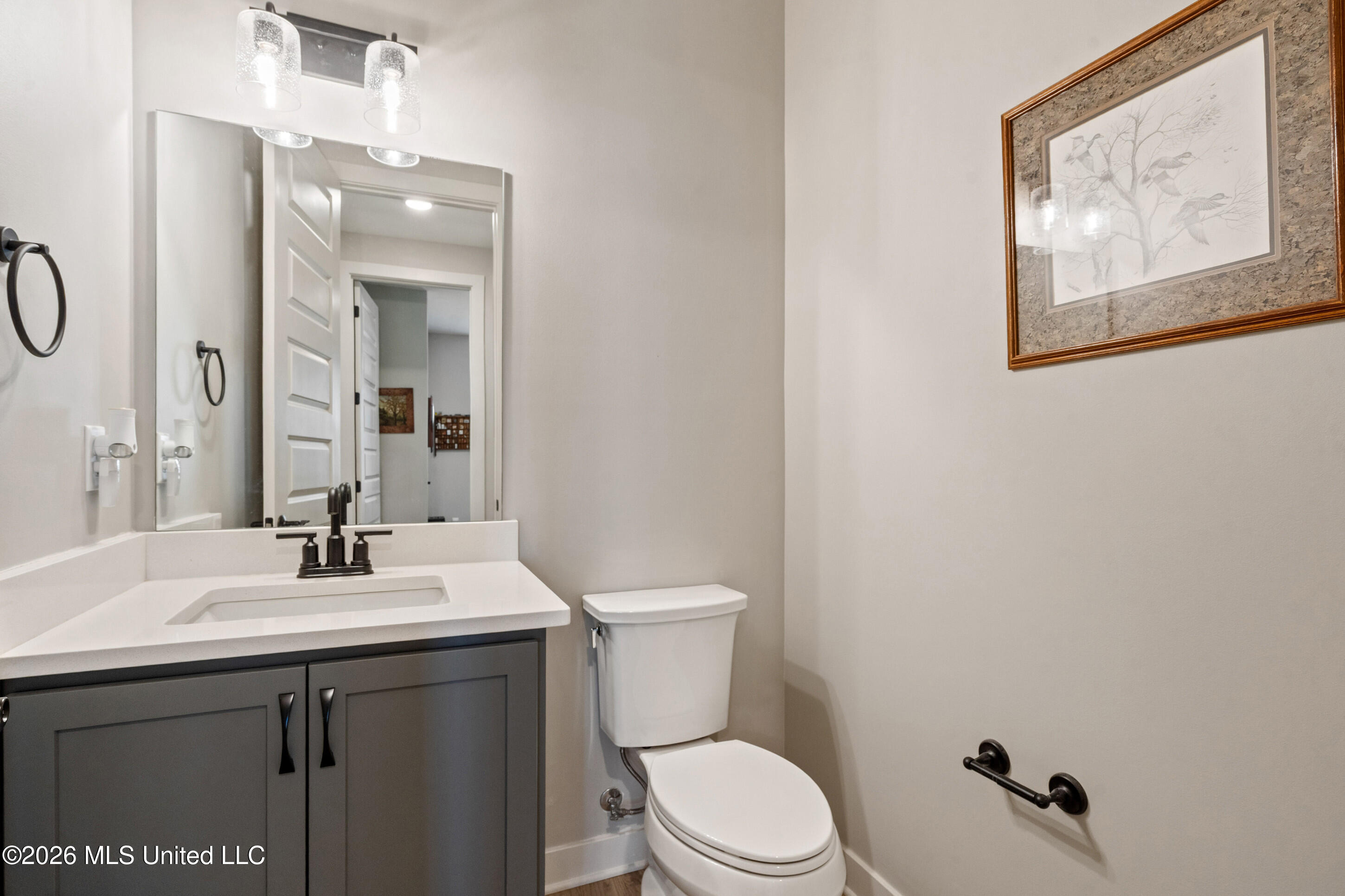 13575 Landry Lane Property Photo 8