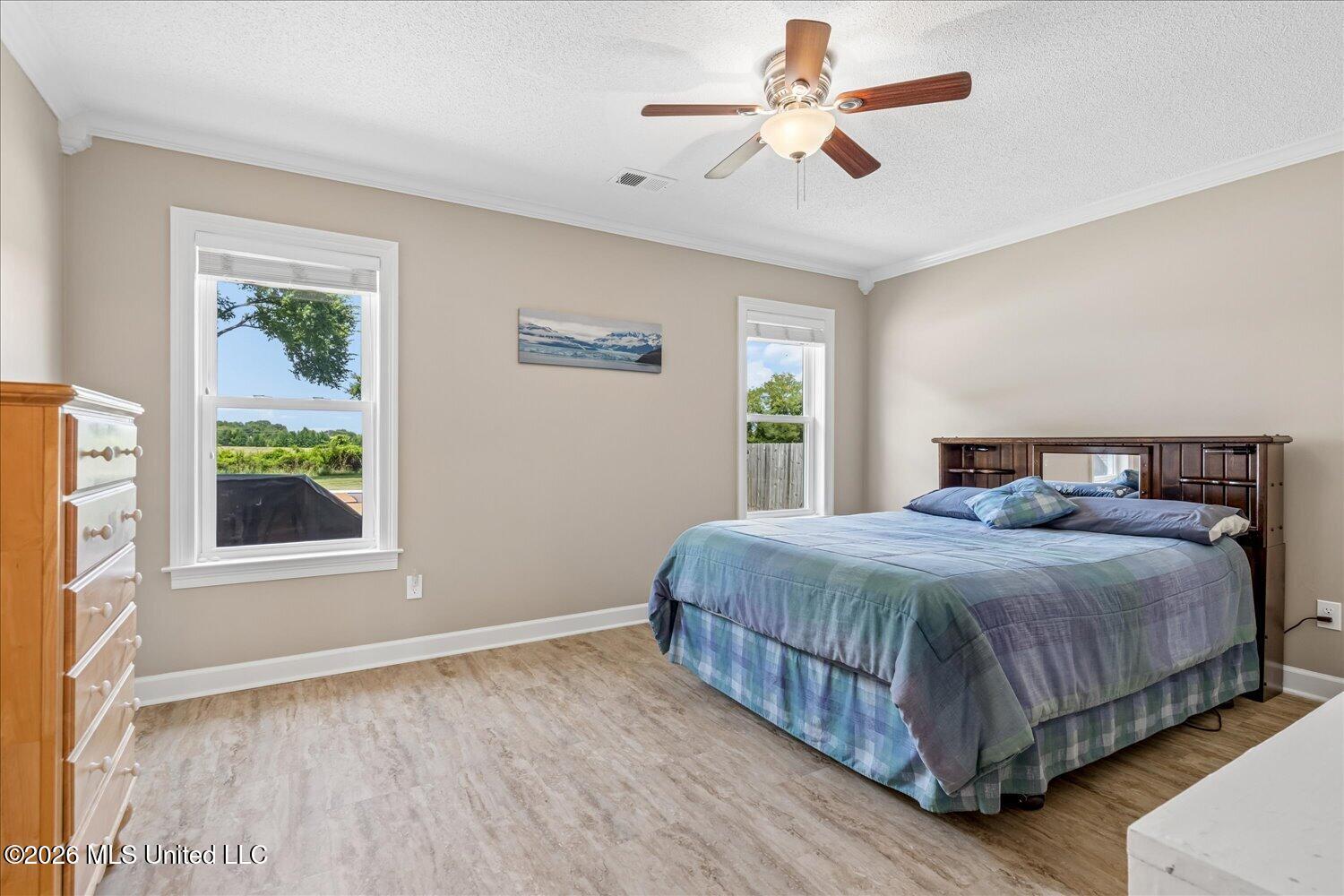 2950 Dickens Place Drive Property Photo 24