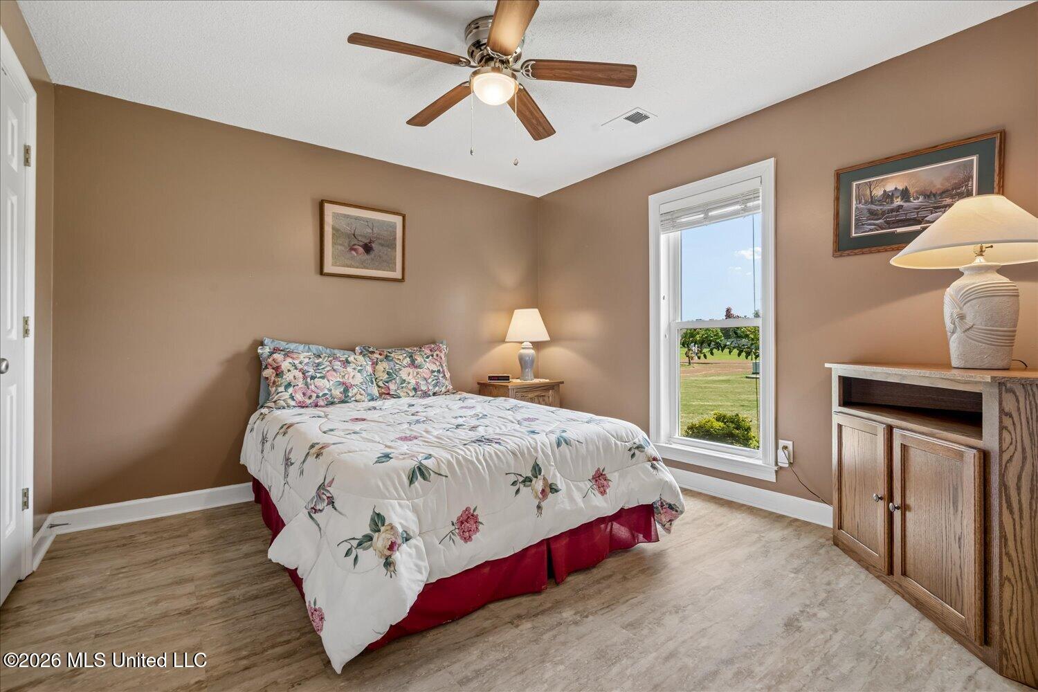 2950 Dickens Place Drive Property Photo 26
