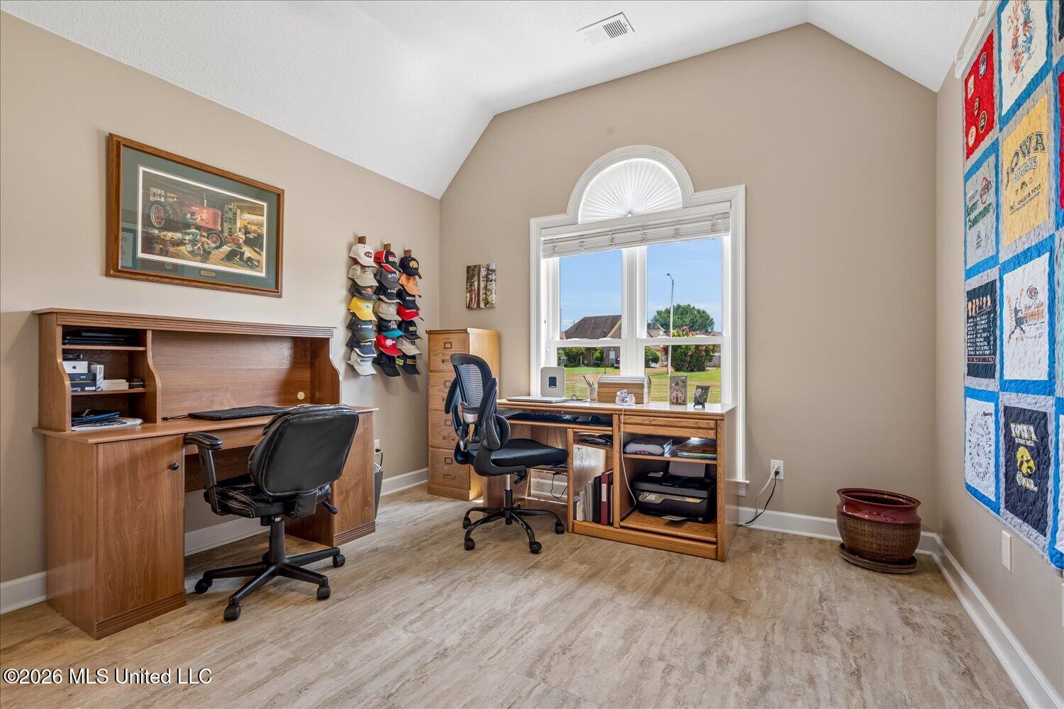 2950 Dickens Place Drive Property Photo 27