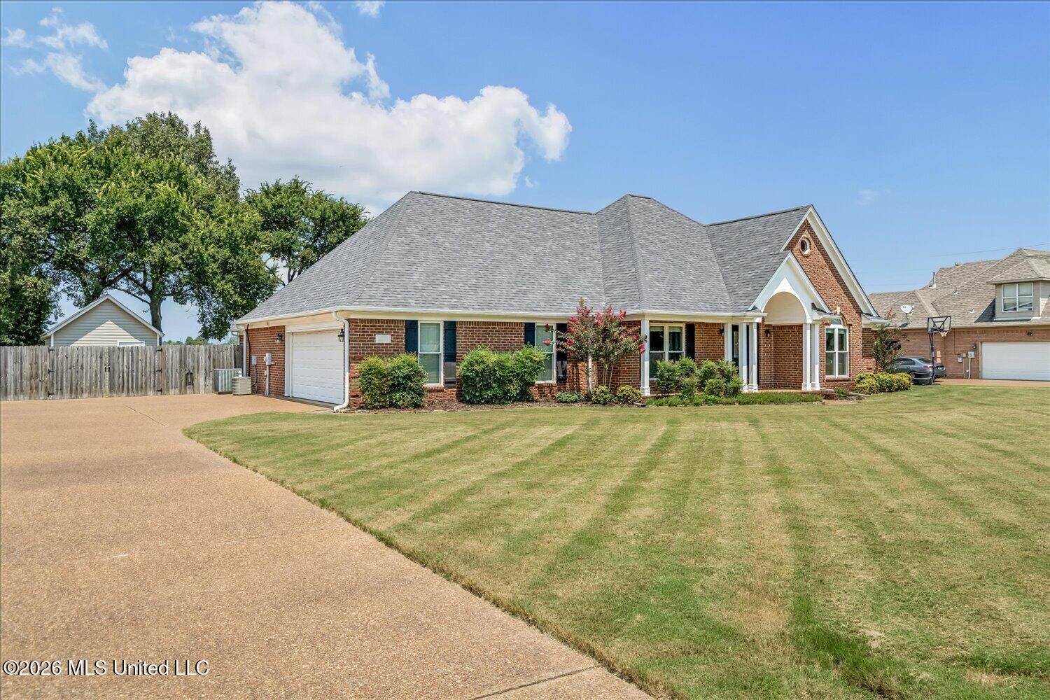 2950 Dickens Place Drive Property Photo 36