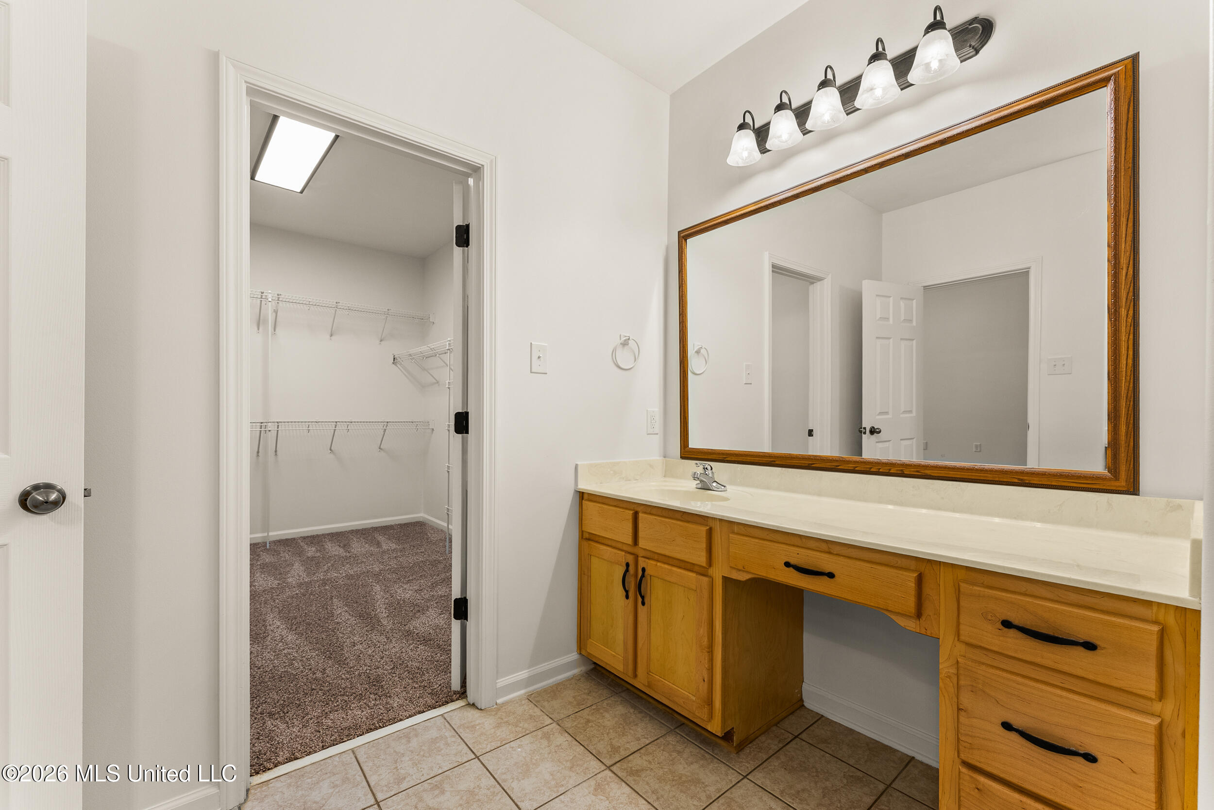 228 Golden Pond Drive Property Photo 21