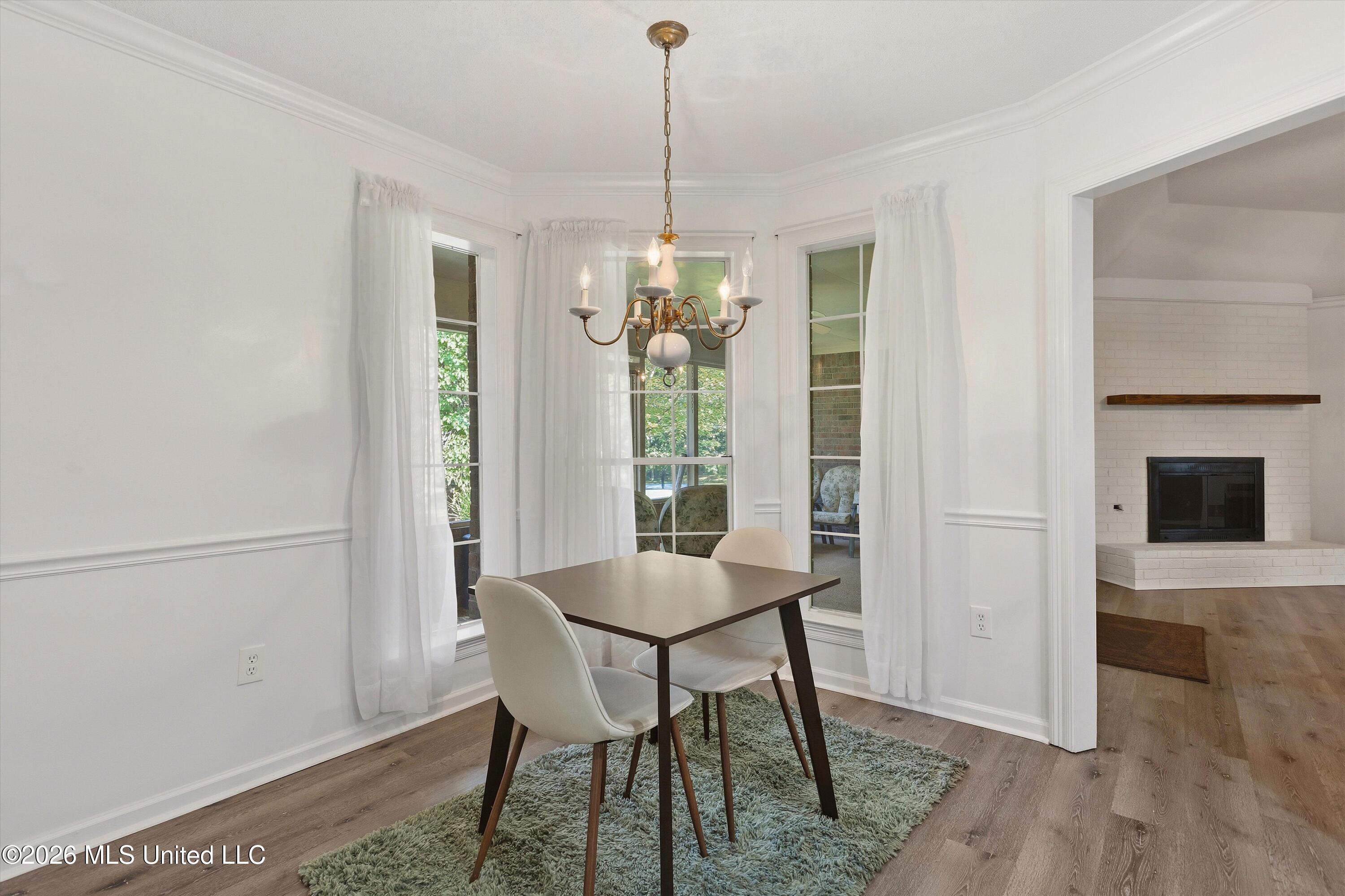 3810 Meadow Creek Drive Property Photo 16