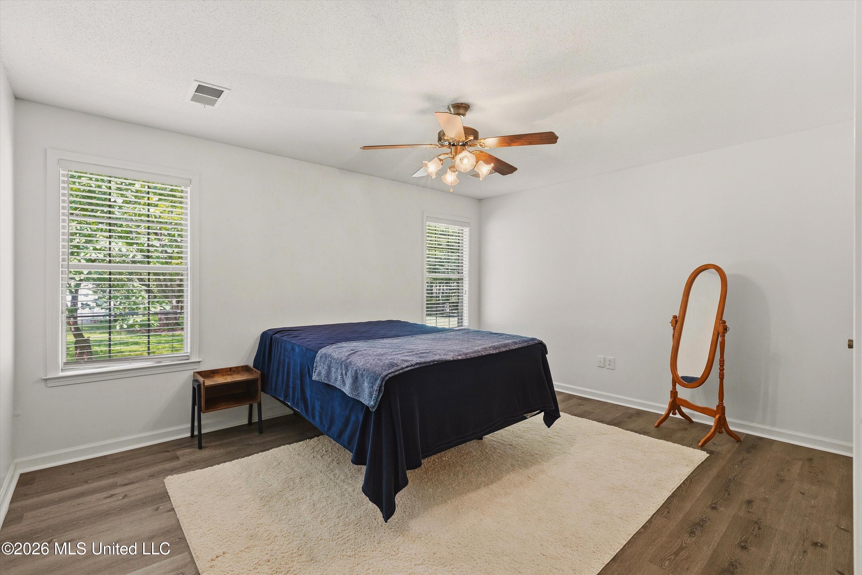 3810 Meadow Creek Drive Property Photo 25