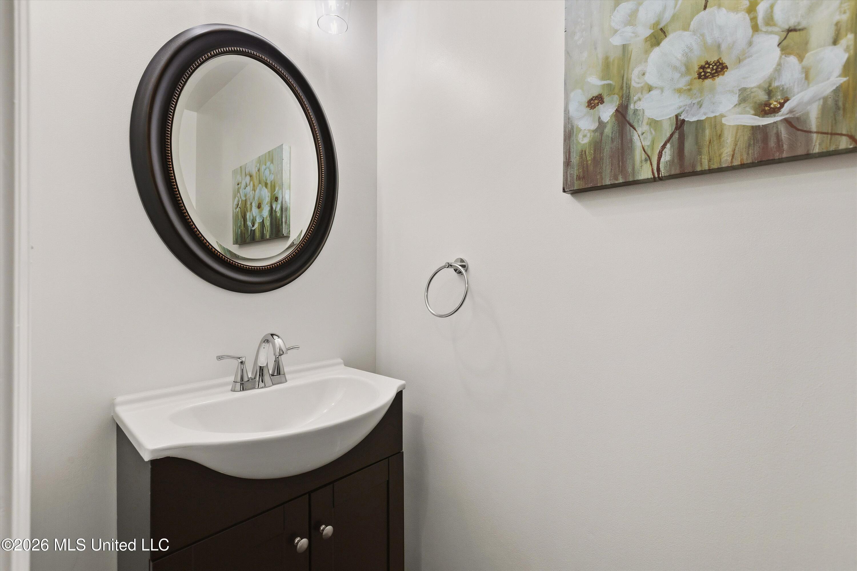 3810 Meadow Creek Drive Property Photo 29