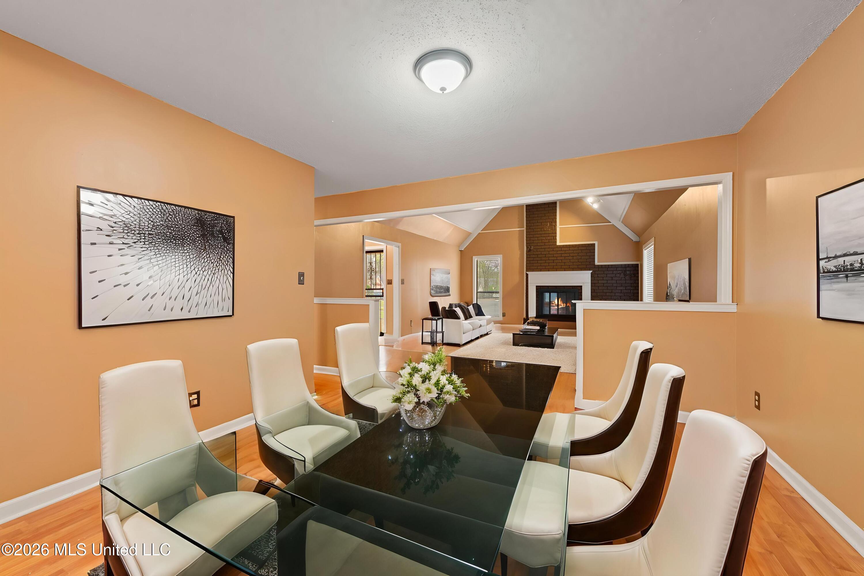 7188 Skidmore Cove Property Photo 6