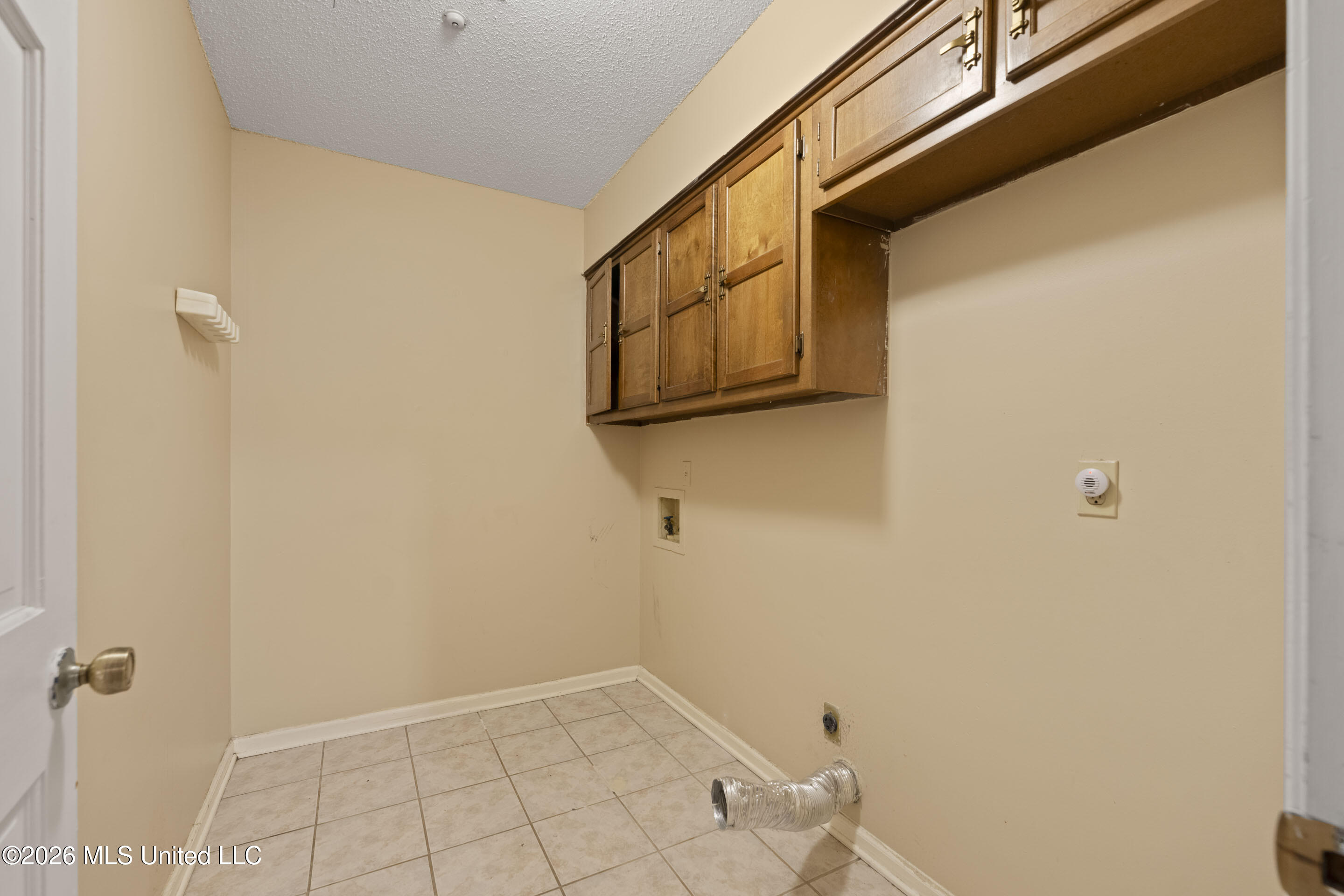 7188 Skidmore Cove Property Photo 8