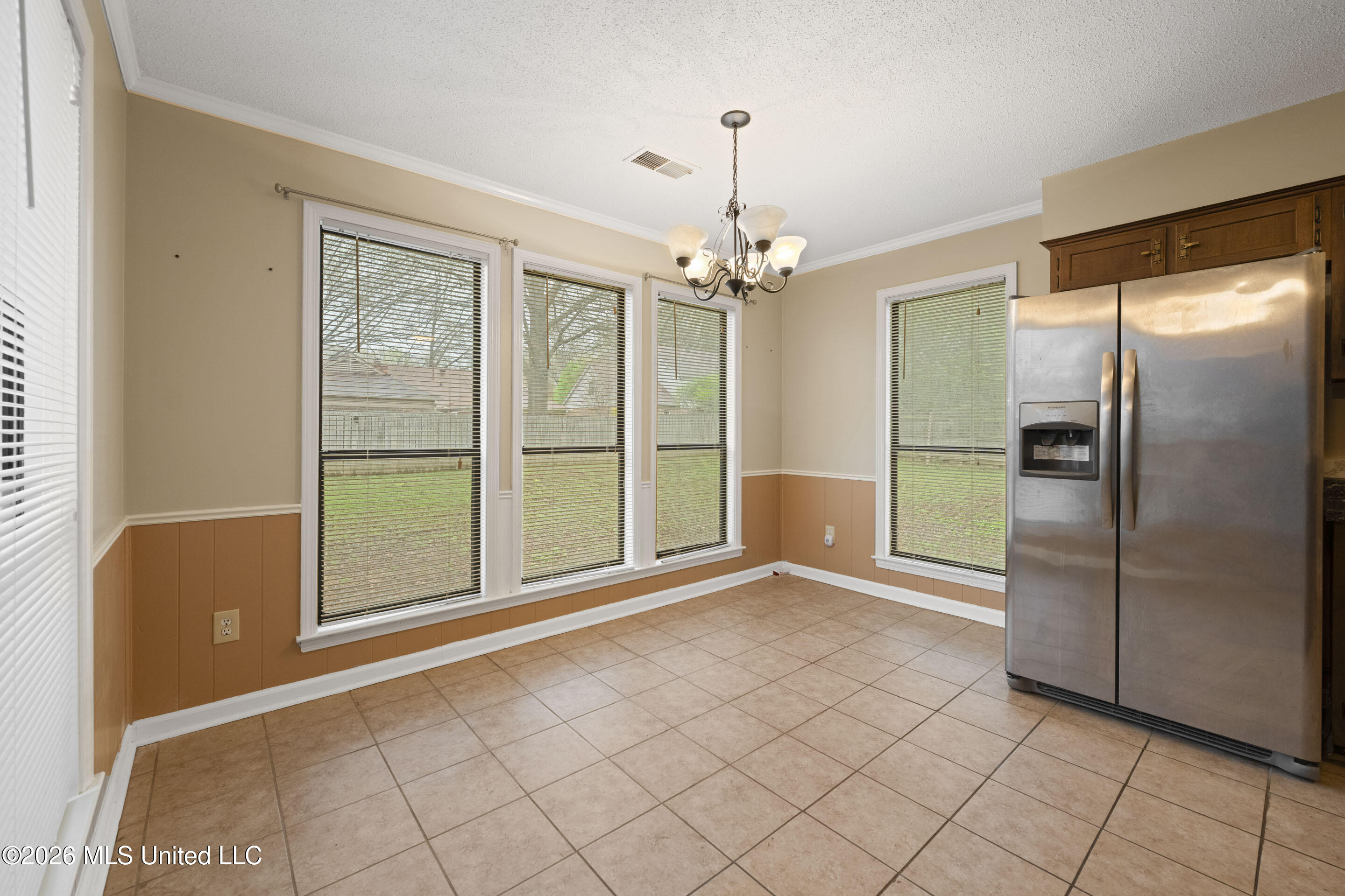 7188 Skidmore Cove Property Photo 9