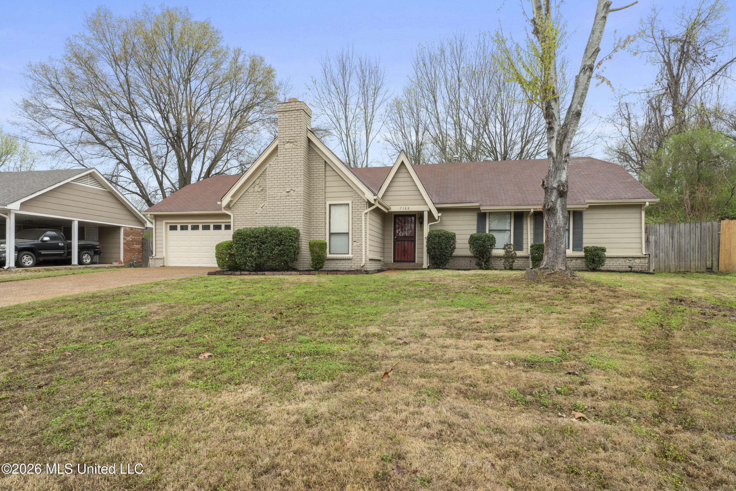 7188 Skidmore Cove Property Photo 24