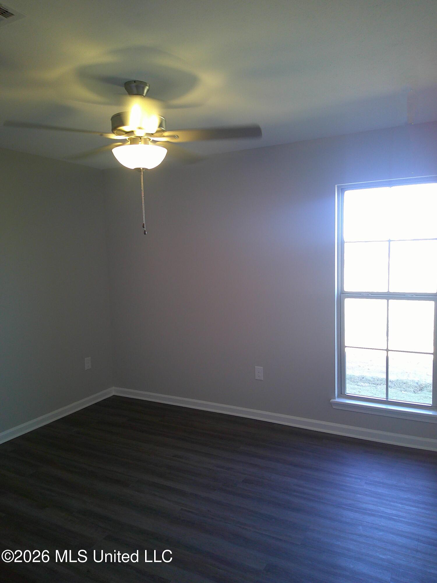 520 Stone Brook Place Property Photo 9