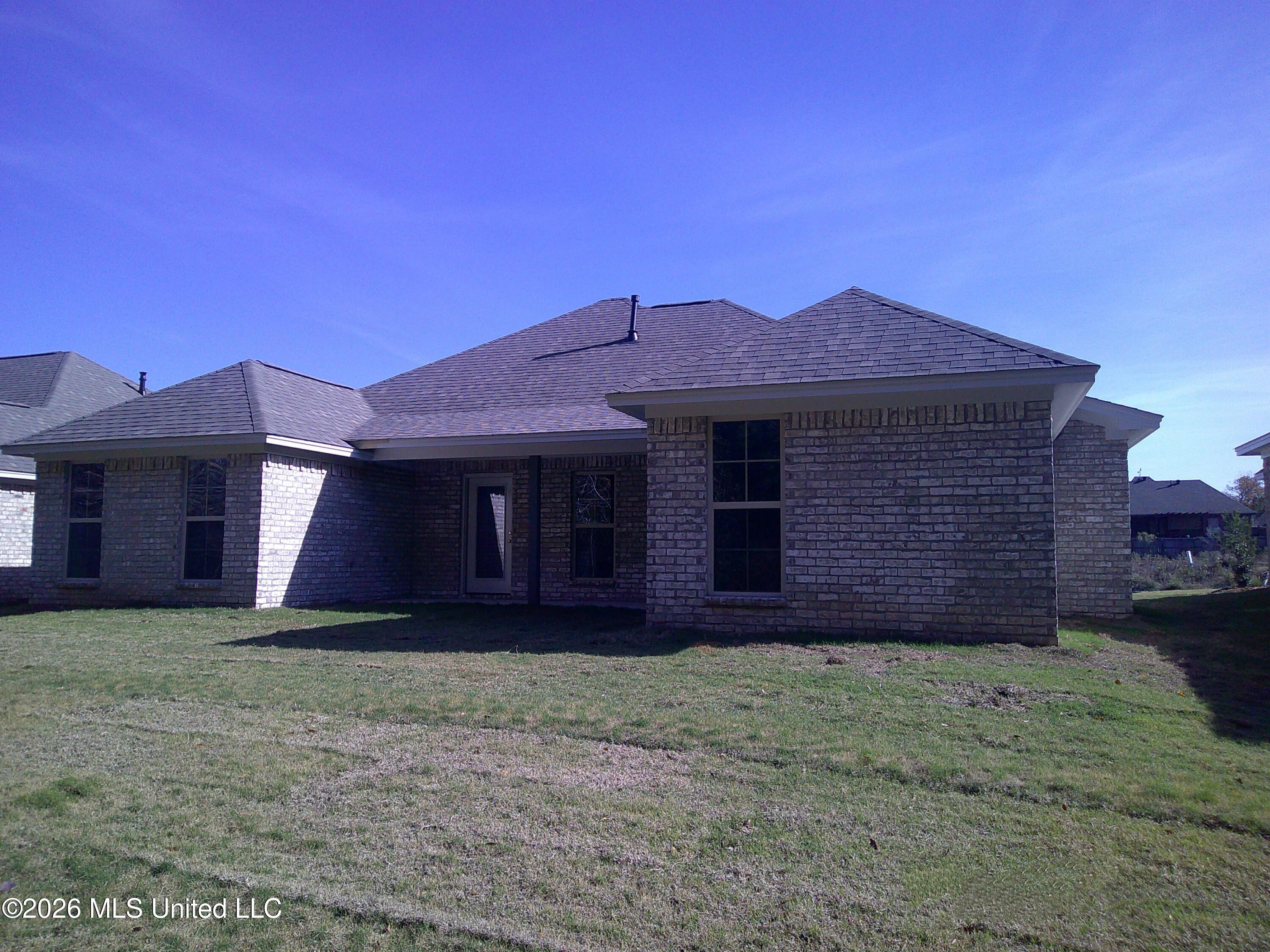 520 Stone Brook Place Property Photo 18