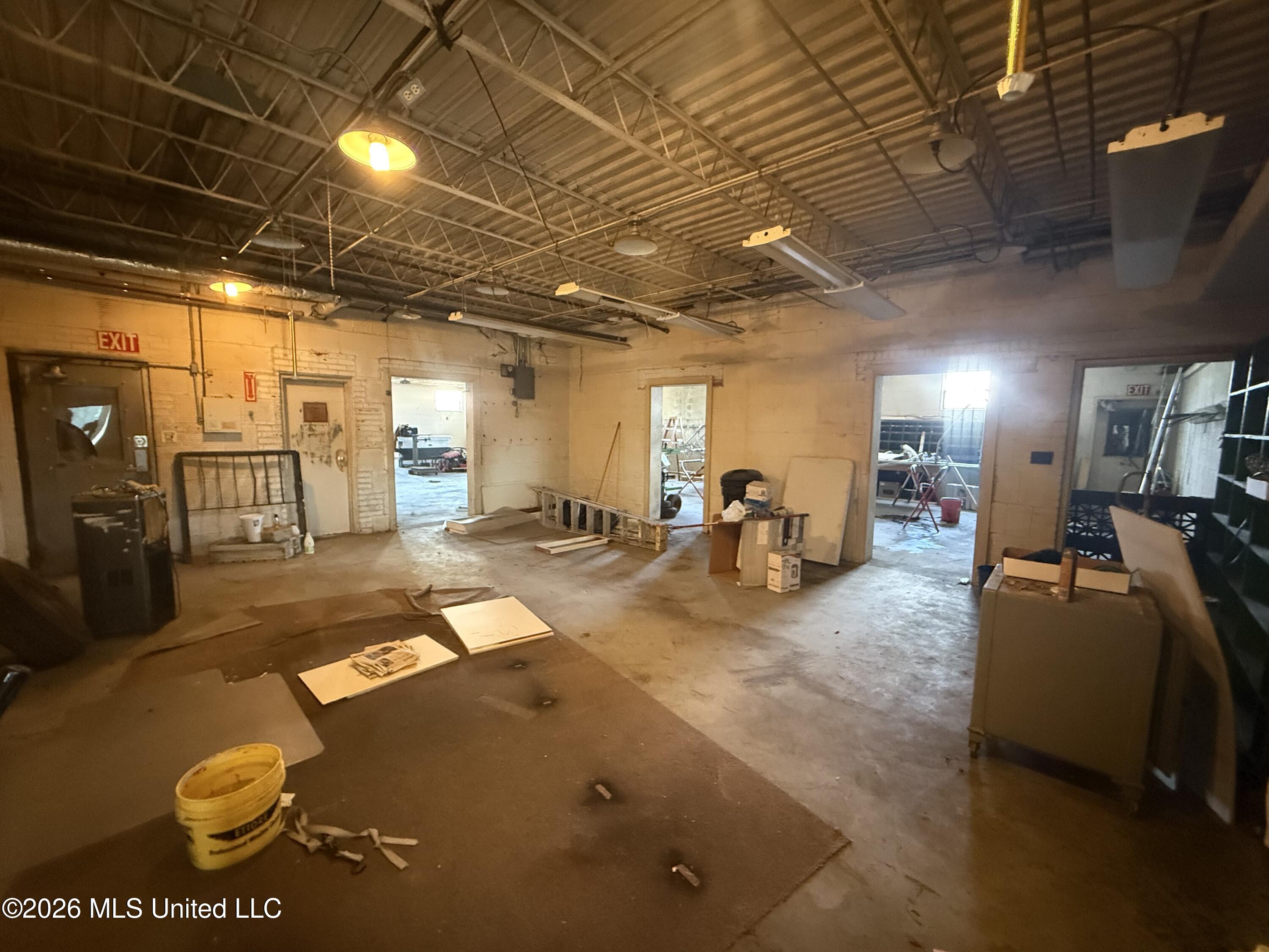 1041 Desoto Avenue Property Photo 19