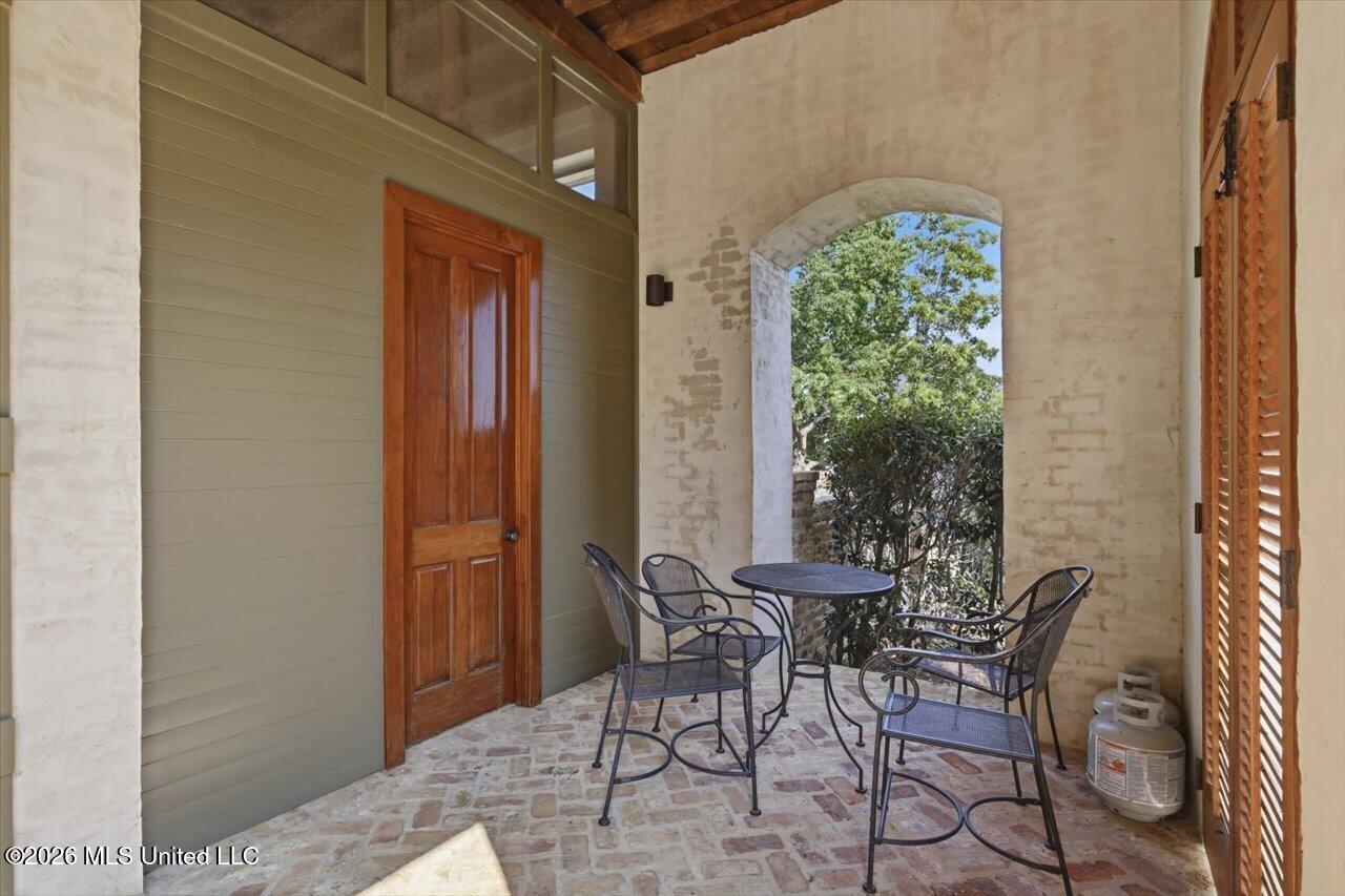 110 W Florida Boulevard Property Photo 13