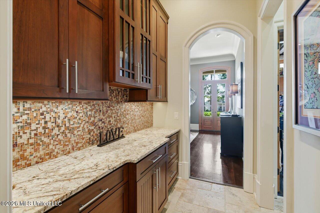 110 W Florida Boulevard Property Photo 36