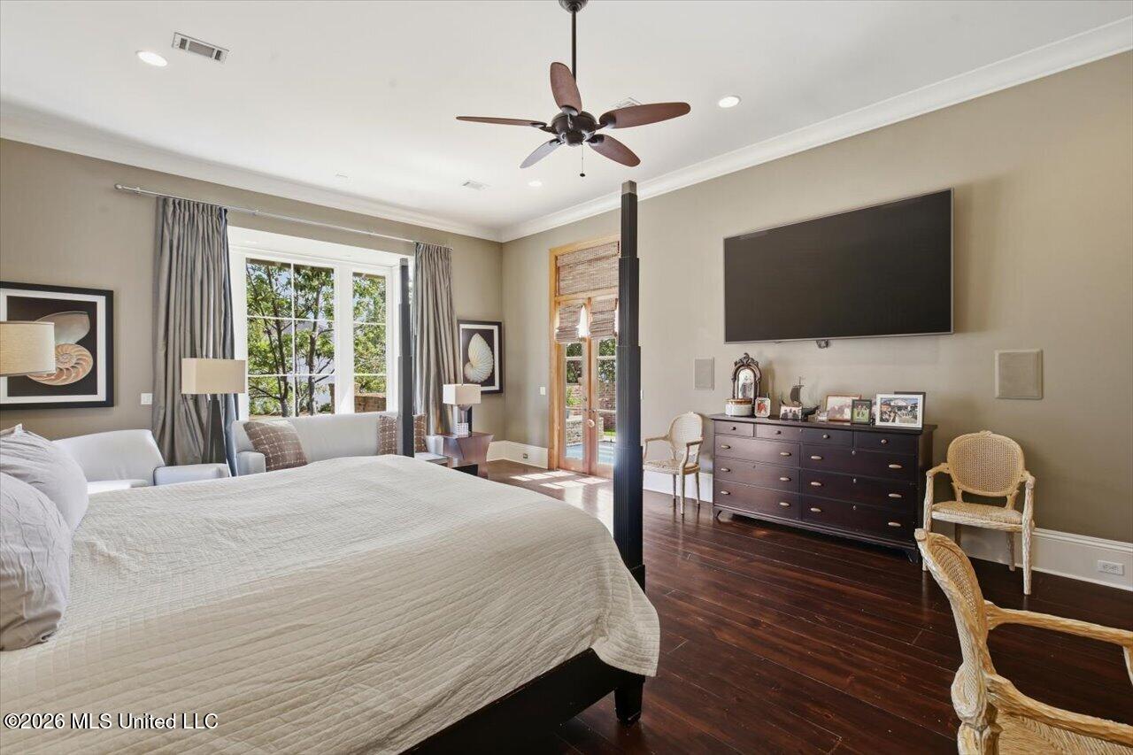 110 W Florida Boulevard Property Photo 53