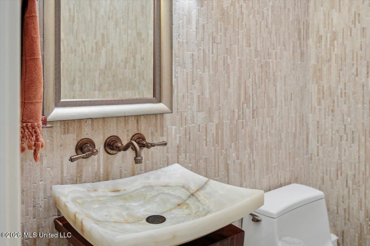 110 W Florida Boulevard Property Photo 63