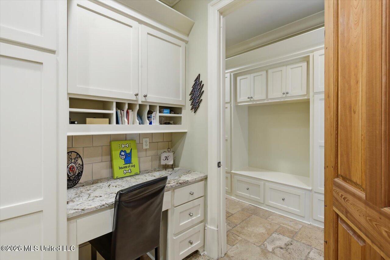 110 W Florida Boulevard Property Photo 69