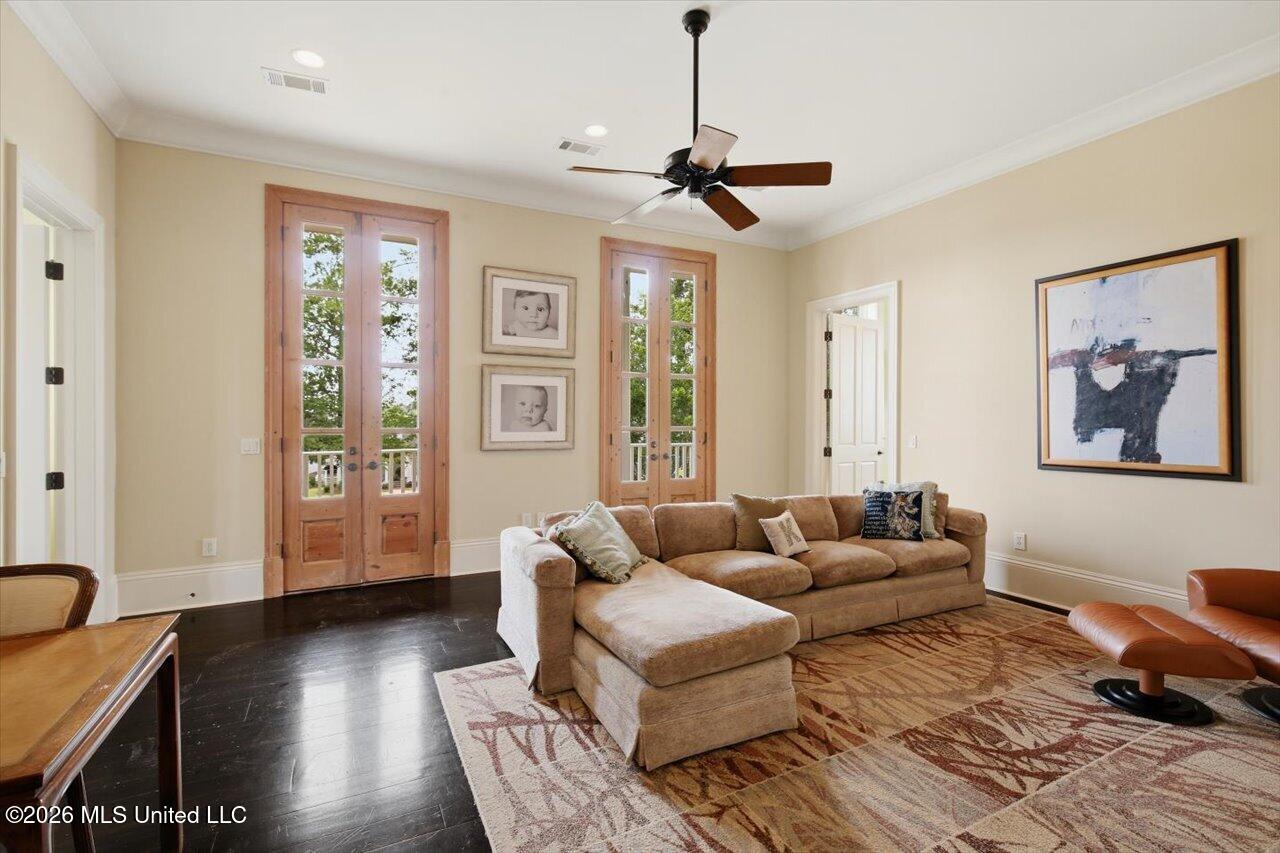 110 W Florida Boulevard Property Photo 72