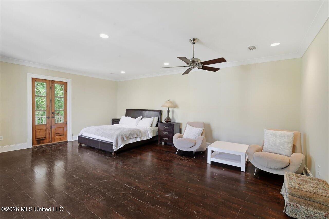 110 W Florida Boulevard Property Photo 106