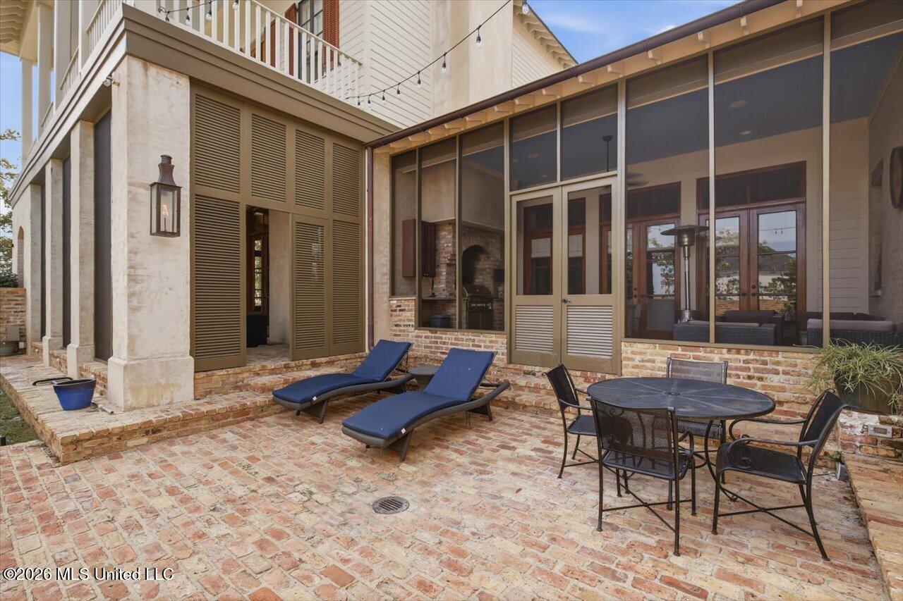 110 W Florida Boulevard Property Photo 116