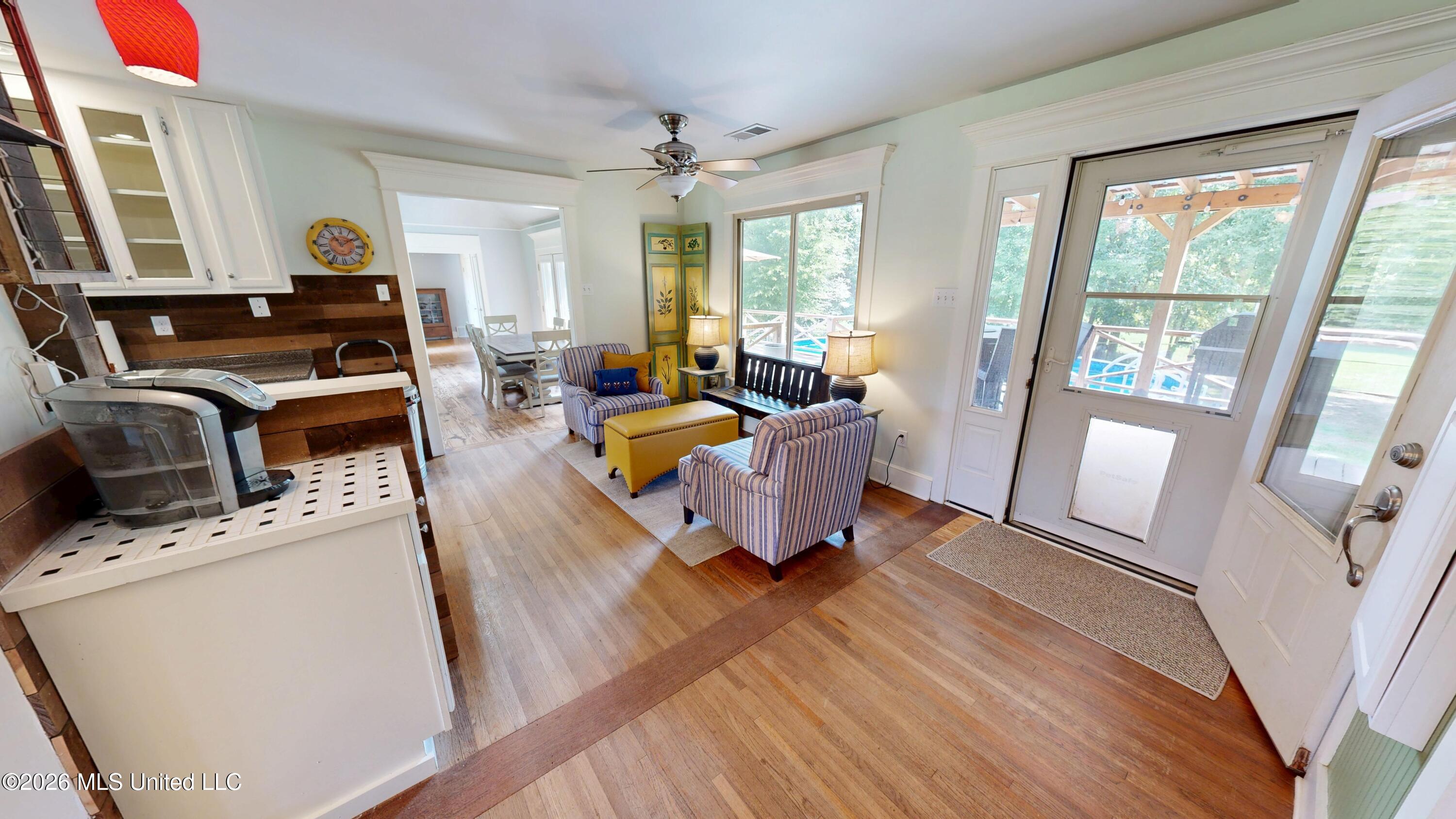 4860 Gitter Road Property Photo 17