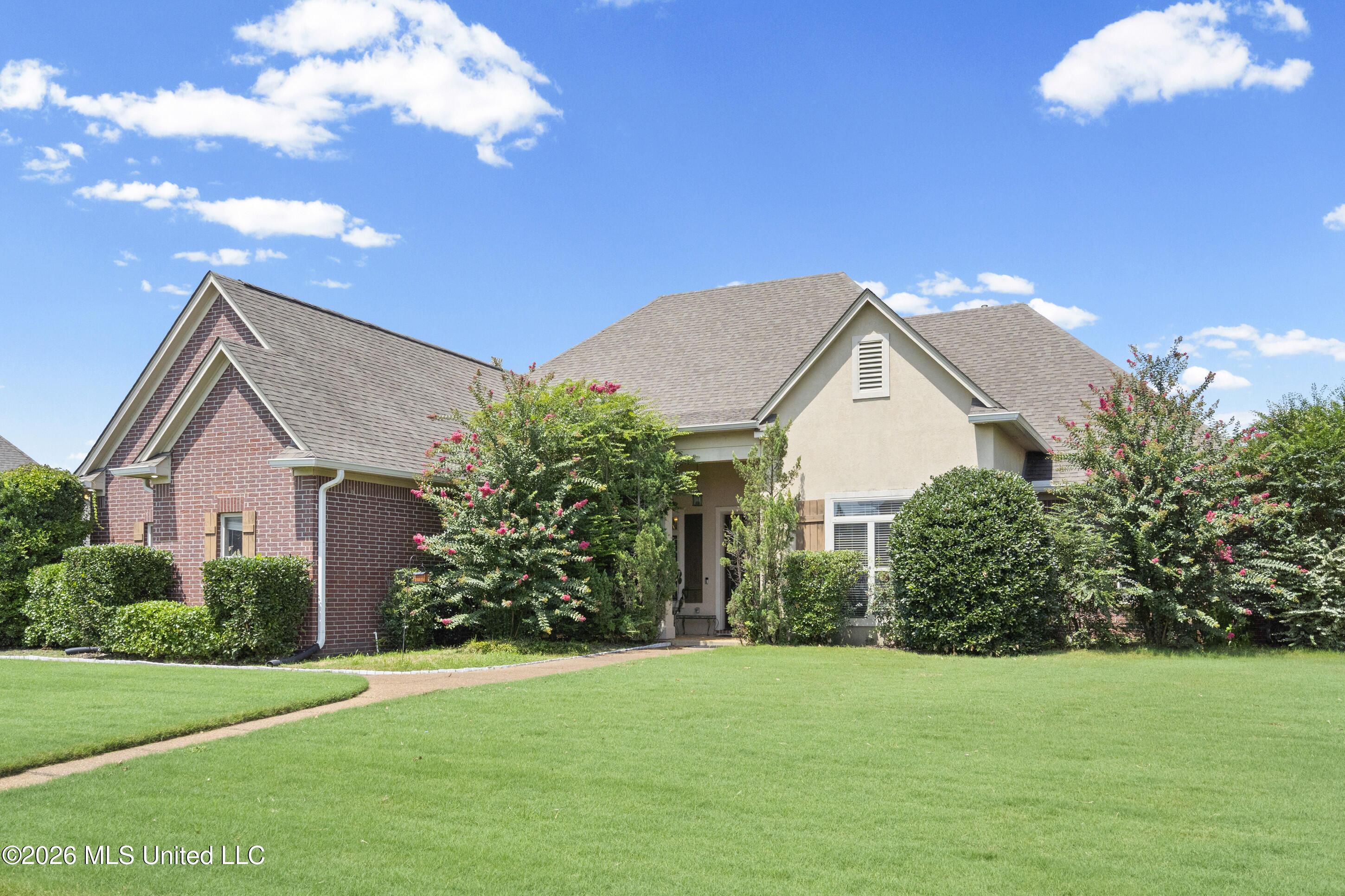 13242 Three Hawks Drive Property Photo 2