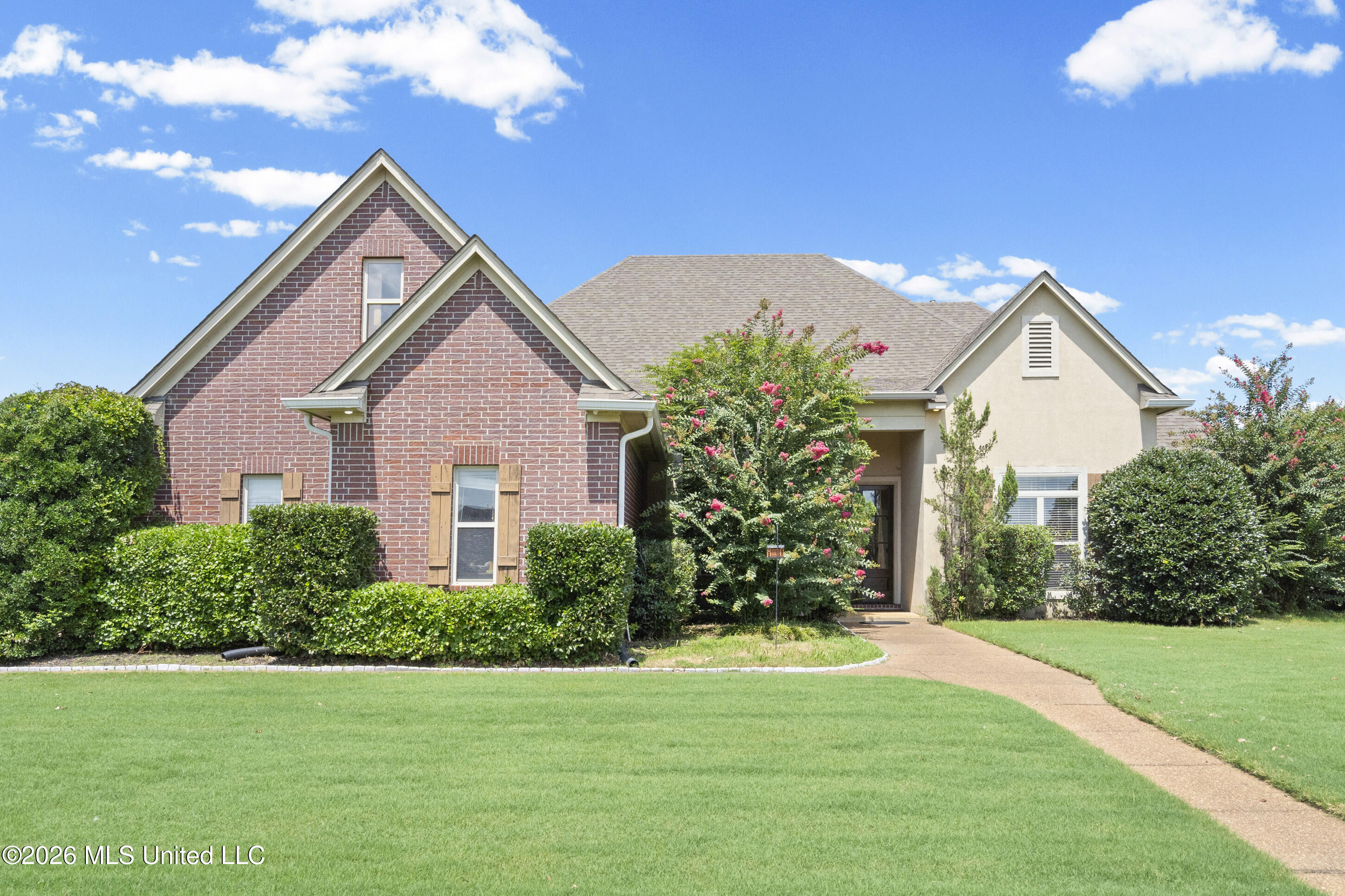 13242 Three Hawks Drive Property Photo 3