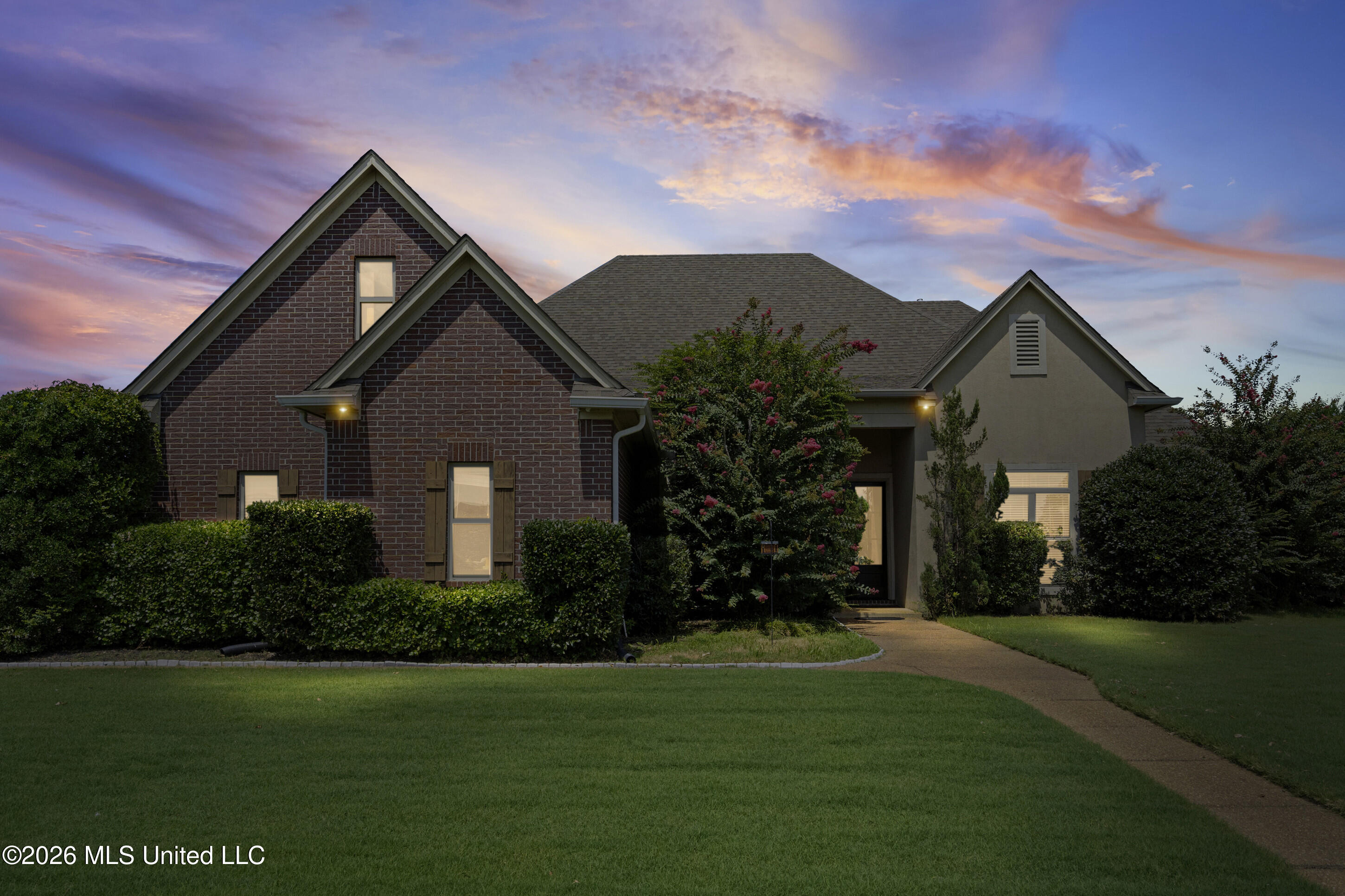 13242 Three Hawks Drive Property Photo 4
