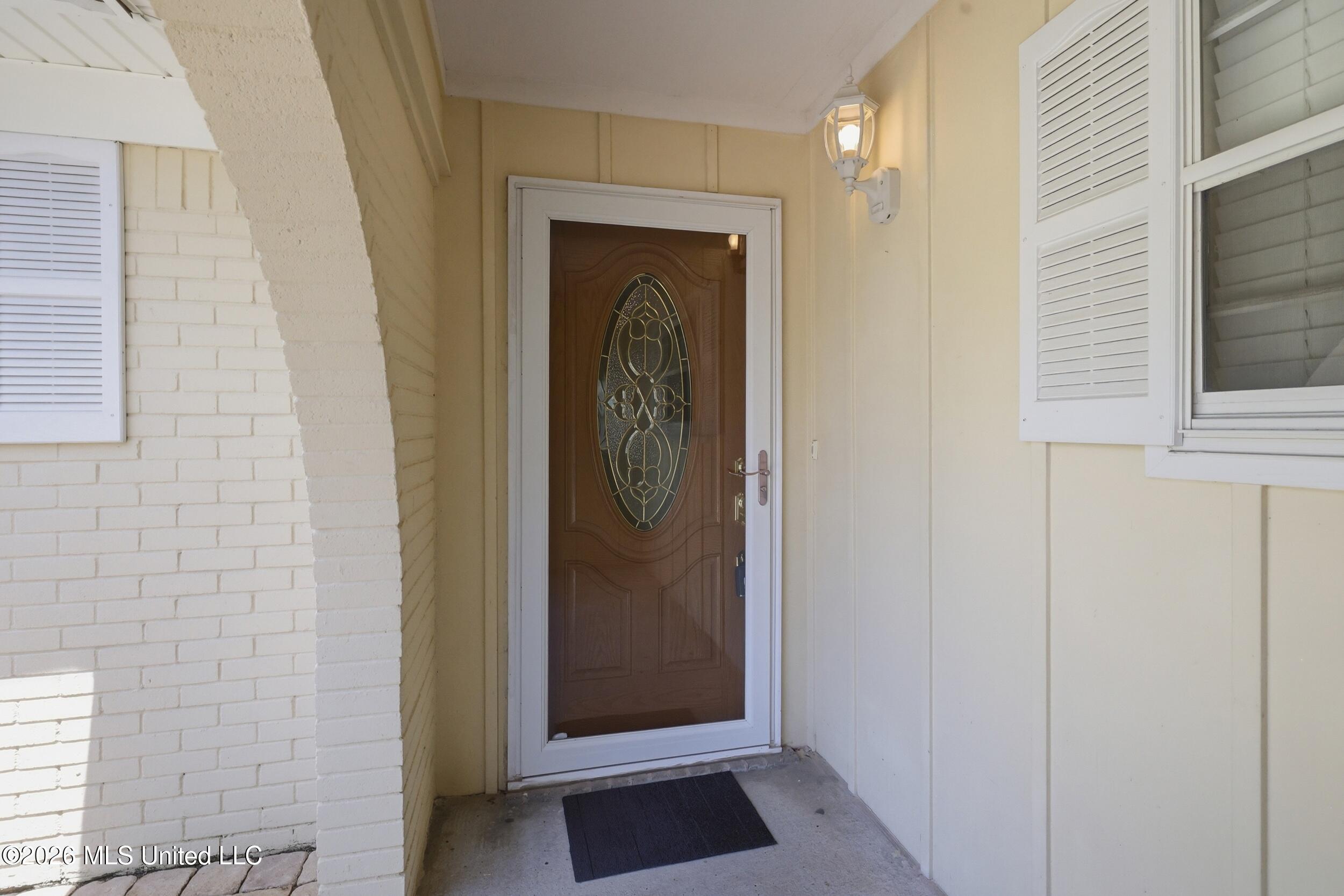 4000 Hillandale Drive Property Photo 4