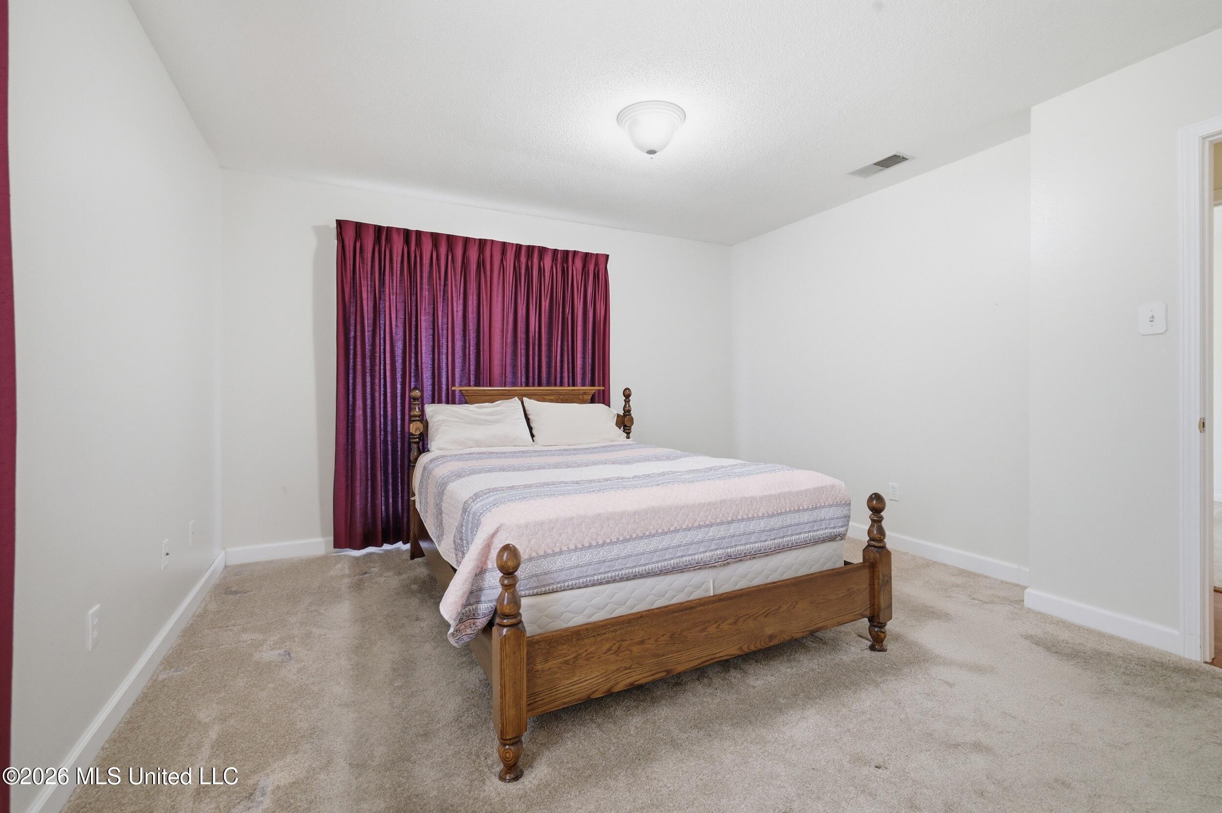 4000 Hillandale Drive Property Photo 20