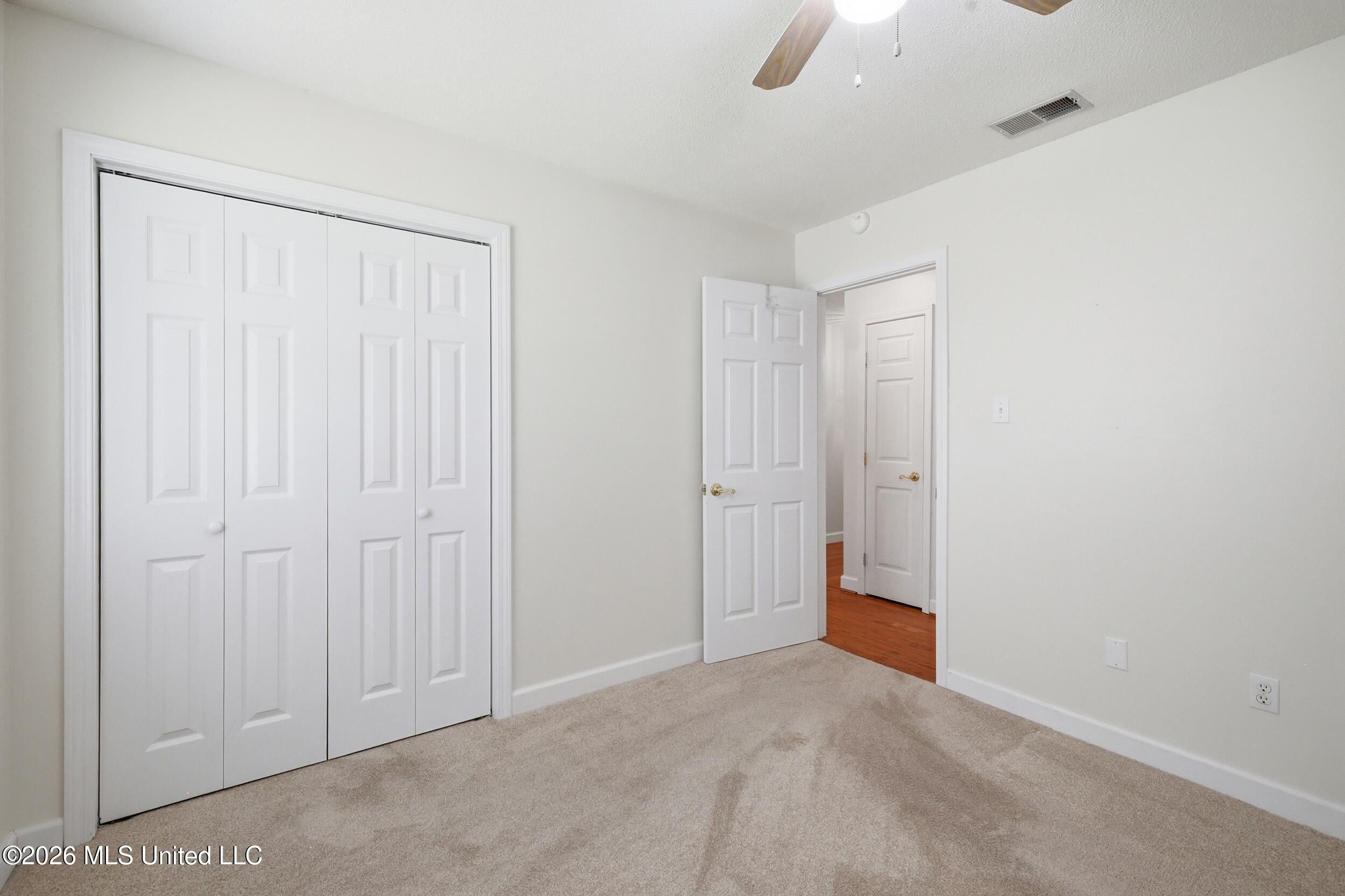4000 Hillandale Drive Property Photo 24