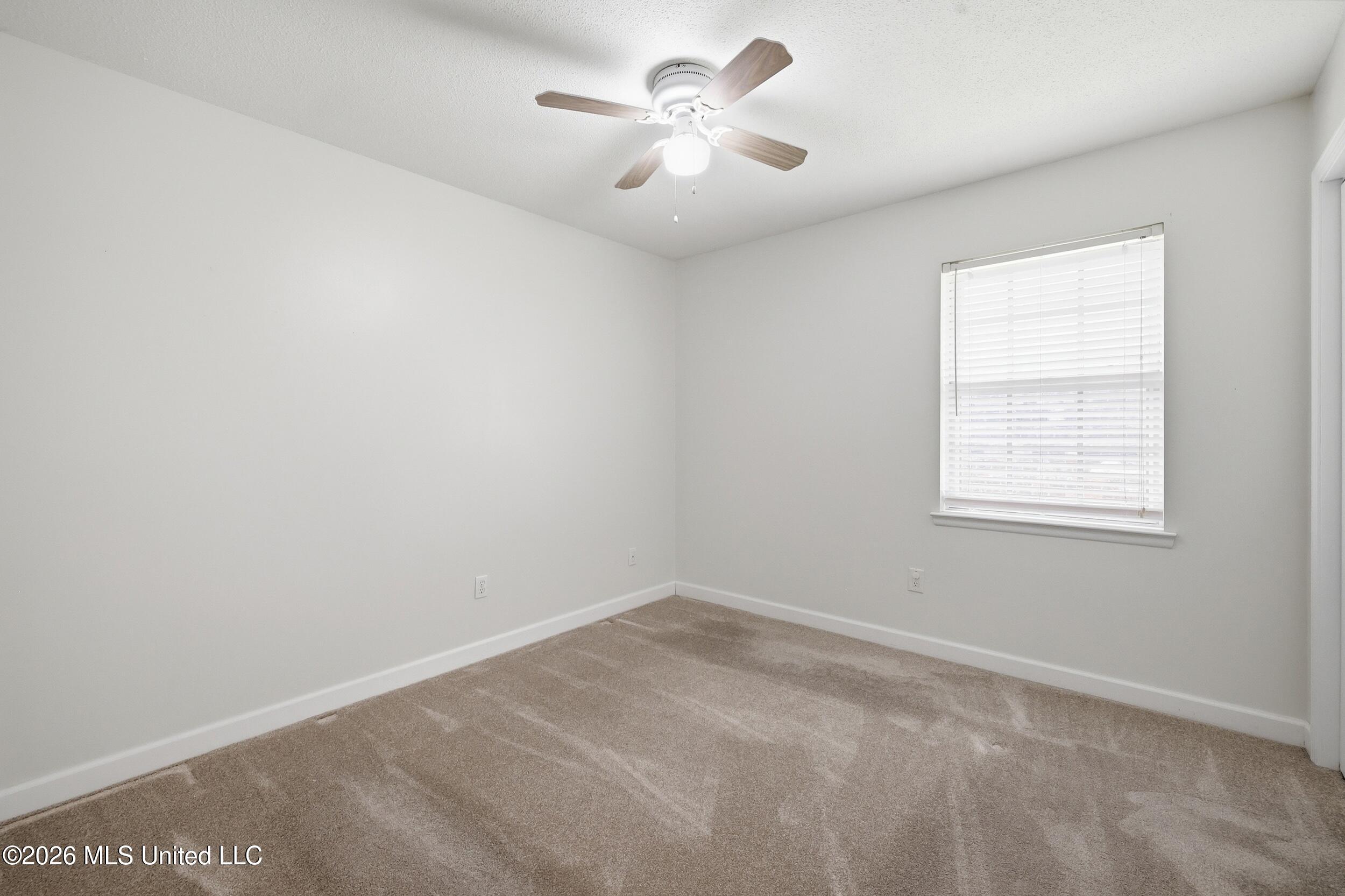 4000 Hillandale Drive Property Photo 28